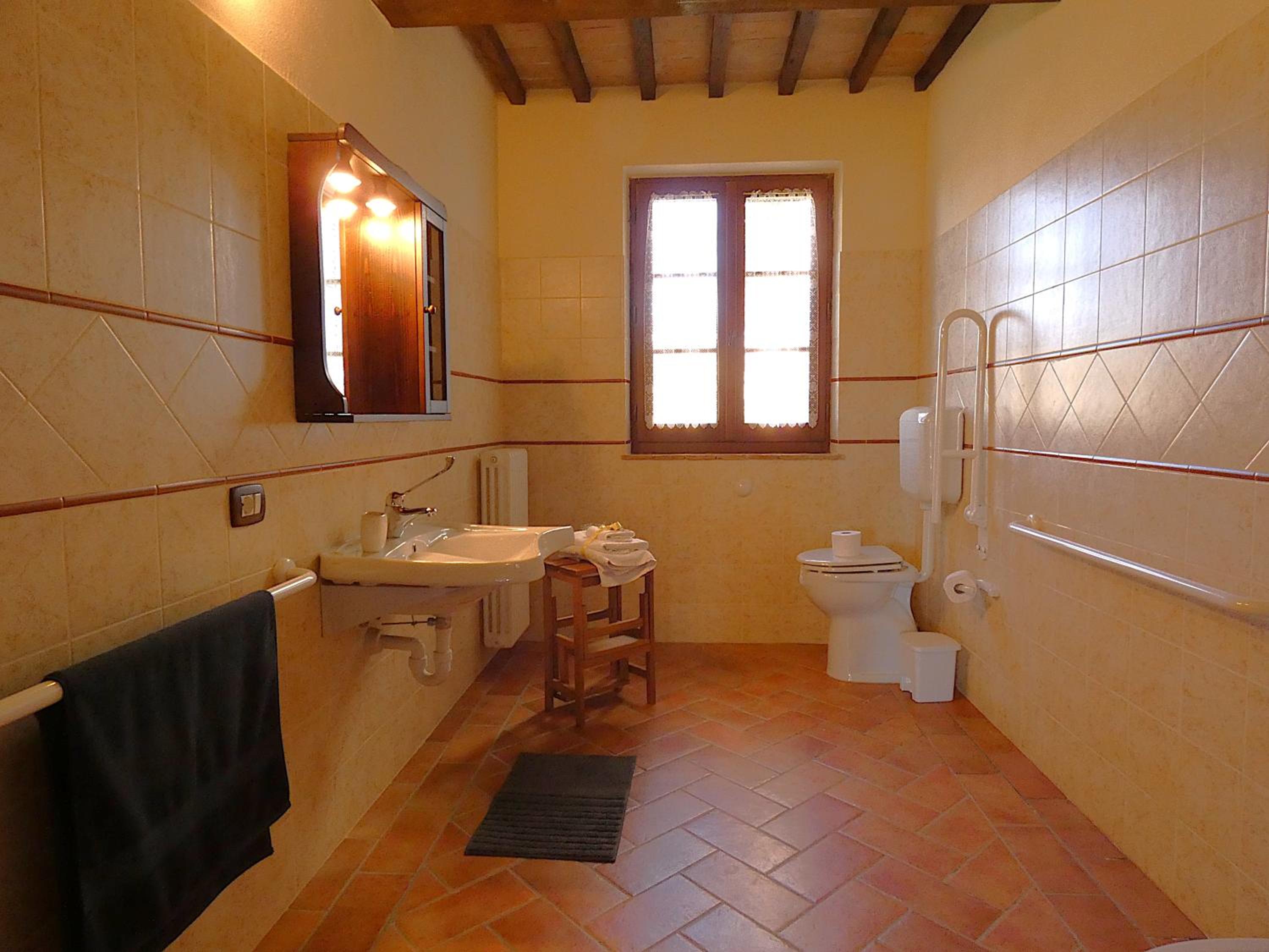 Photo 47