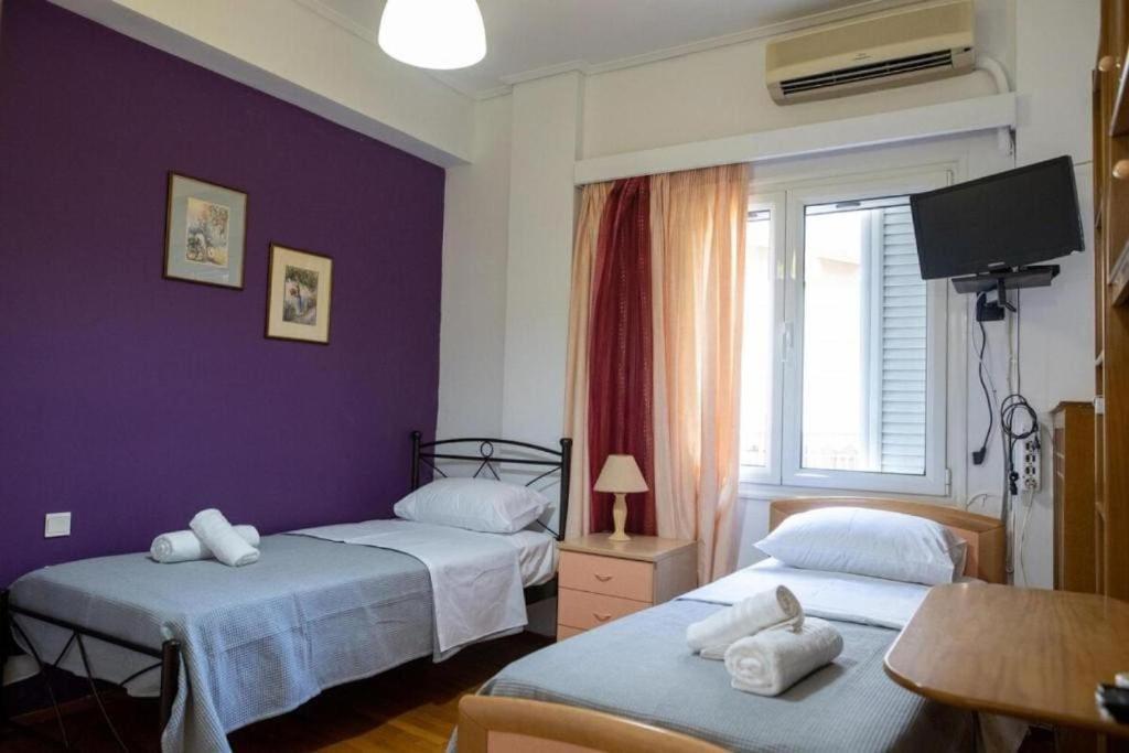 Cozy apartment with sea view , Marina Zeas!