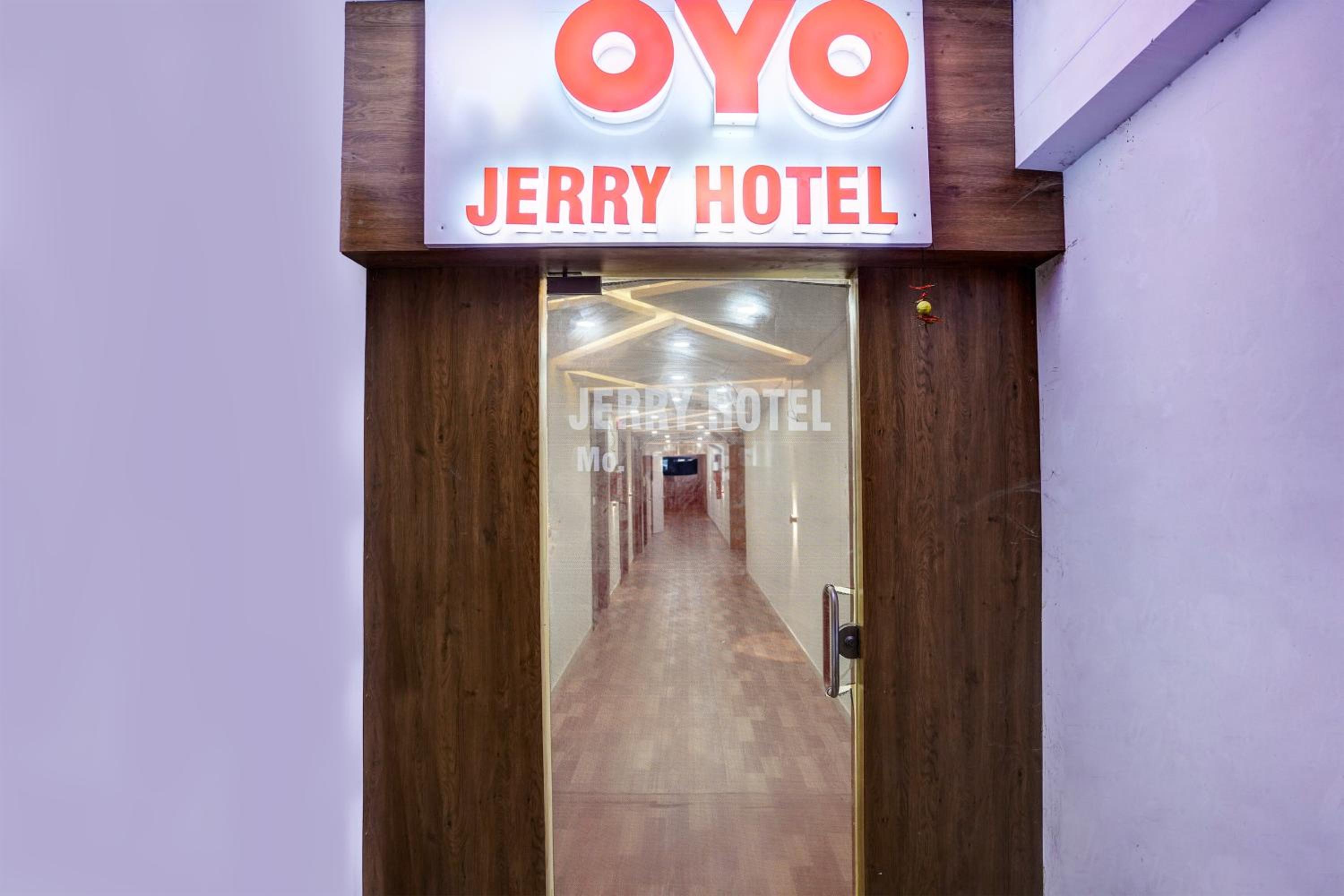 Hotel O Jerry