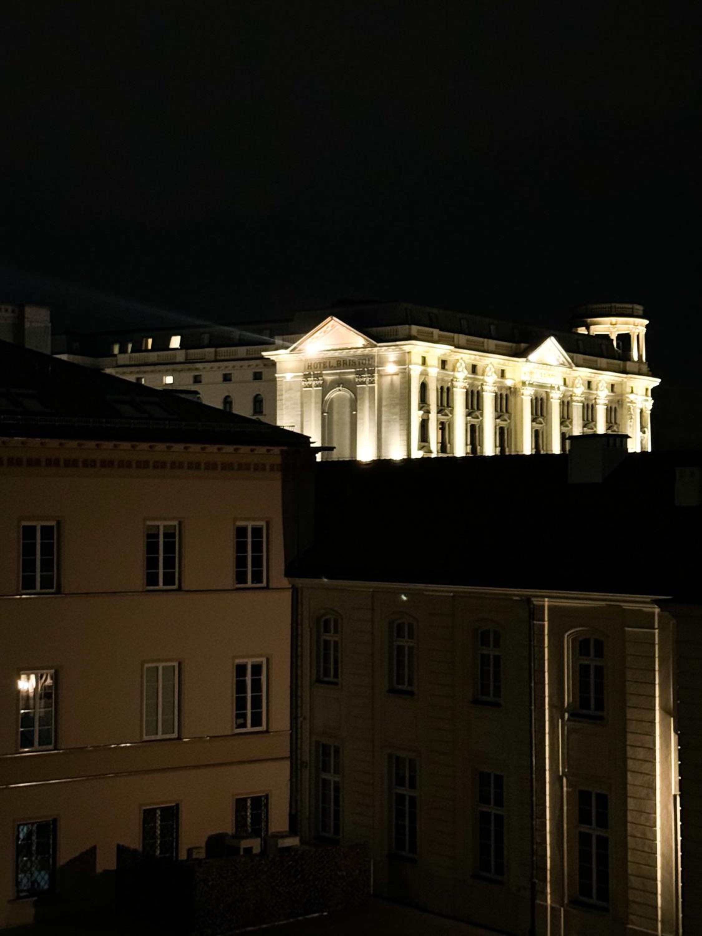Old Town Heart XXI - Plac Teatralny