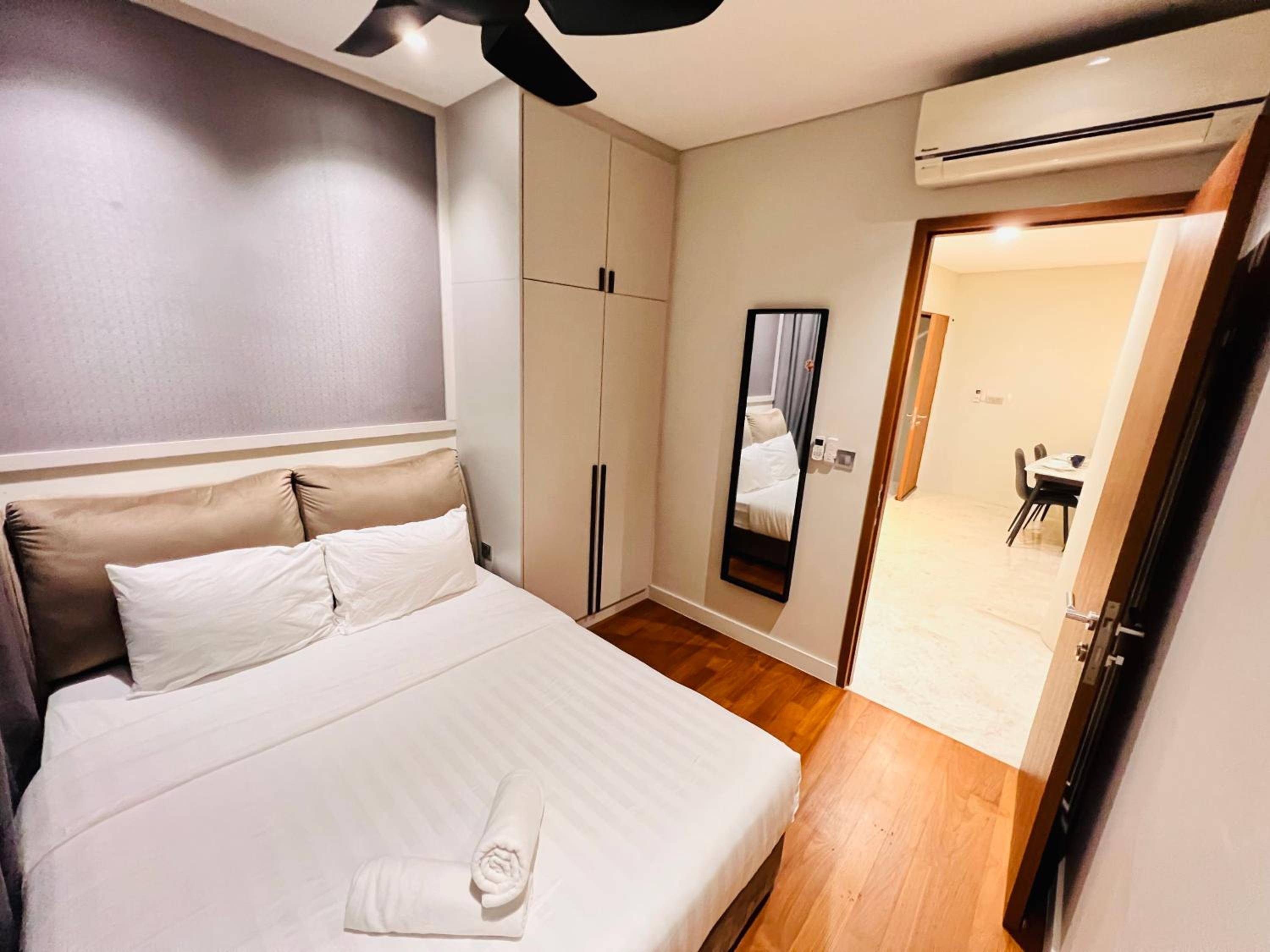 Sky Suites at KLCC by Mitstay