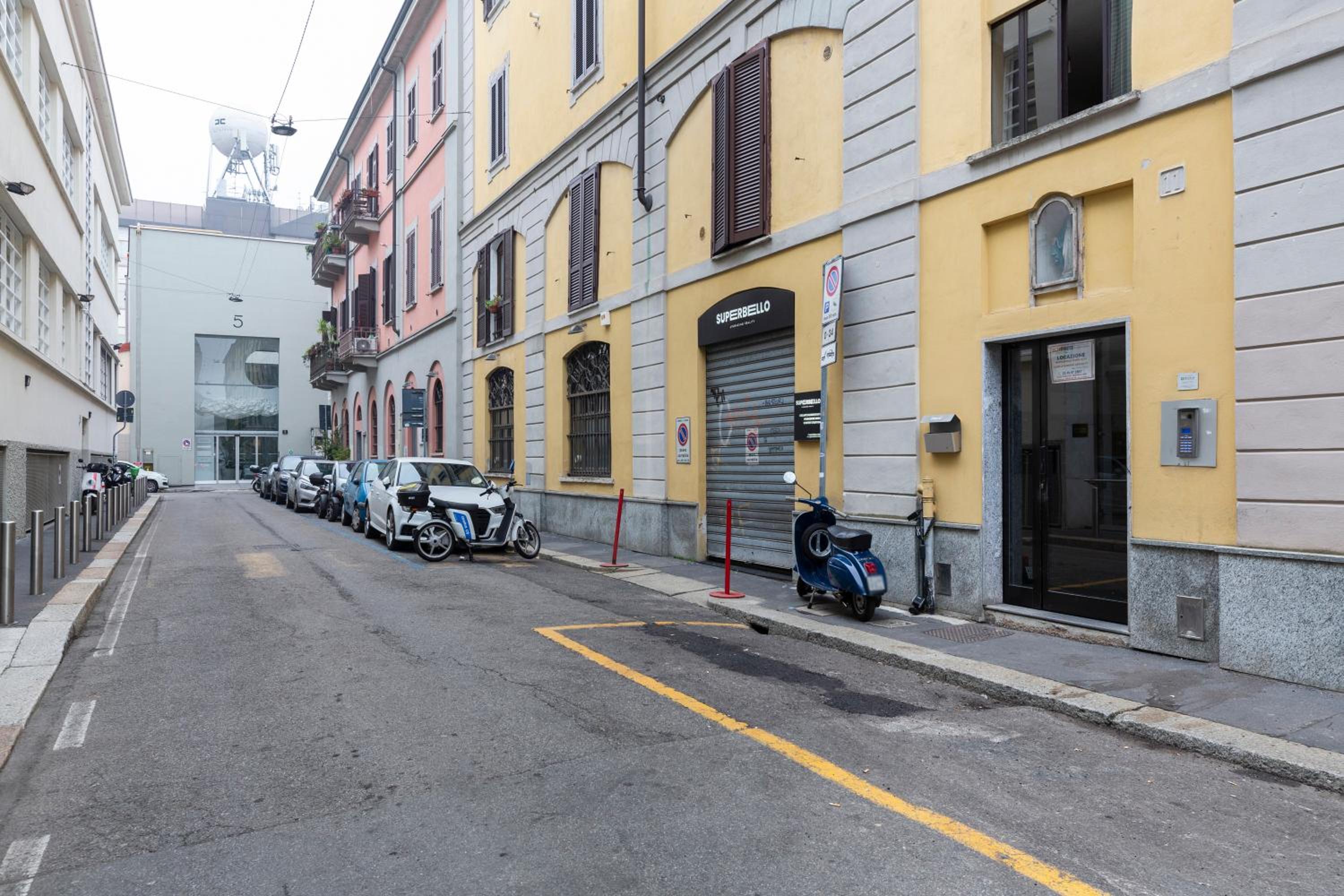 Tortona Space - Fashion District