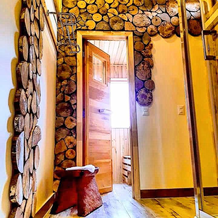 Karibuni Lodge & Private SPA Suites