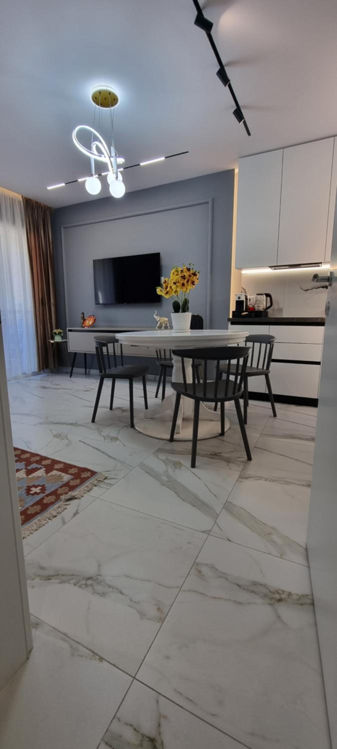 Center Dots Apartment Tirana