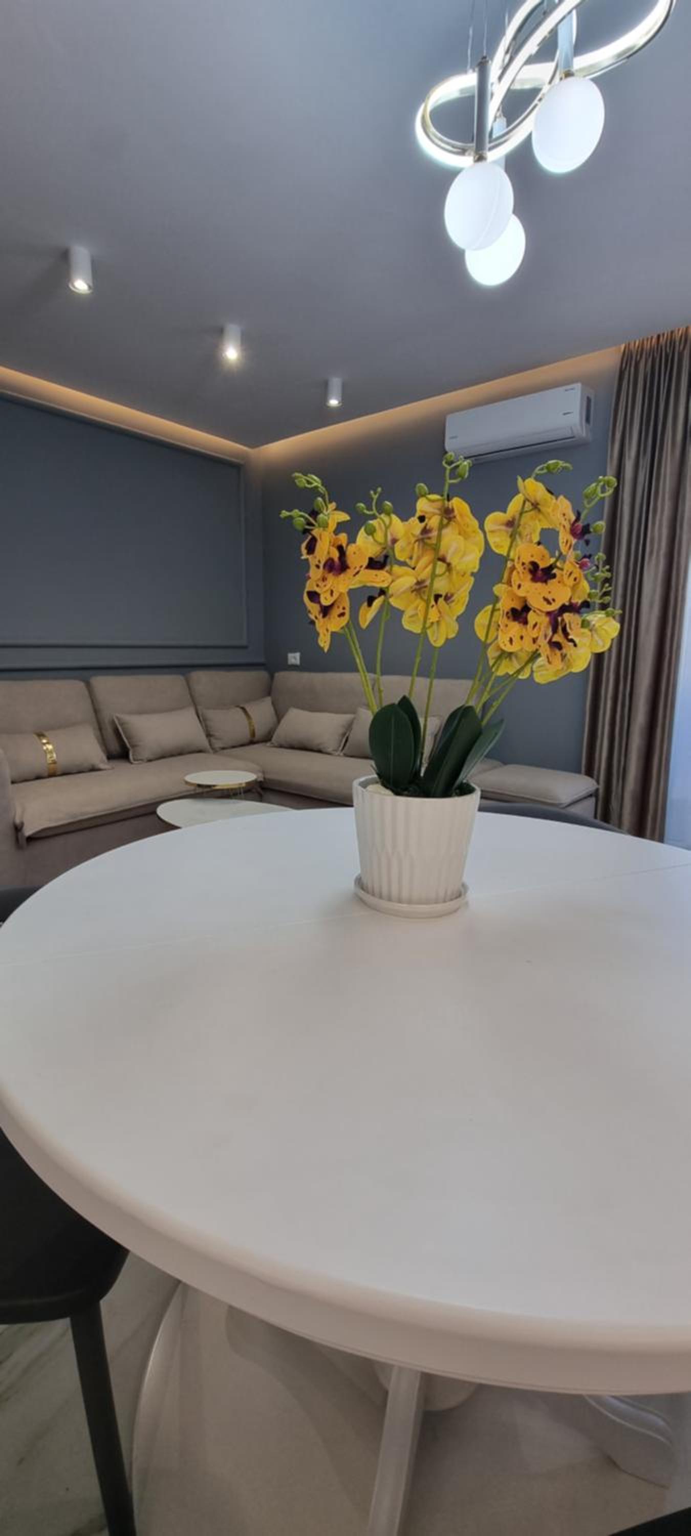 Center Dots Apartment Tirana