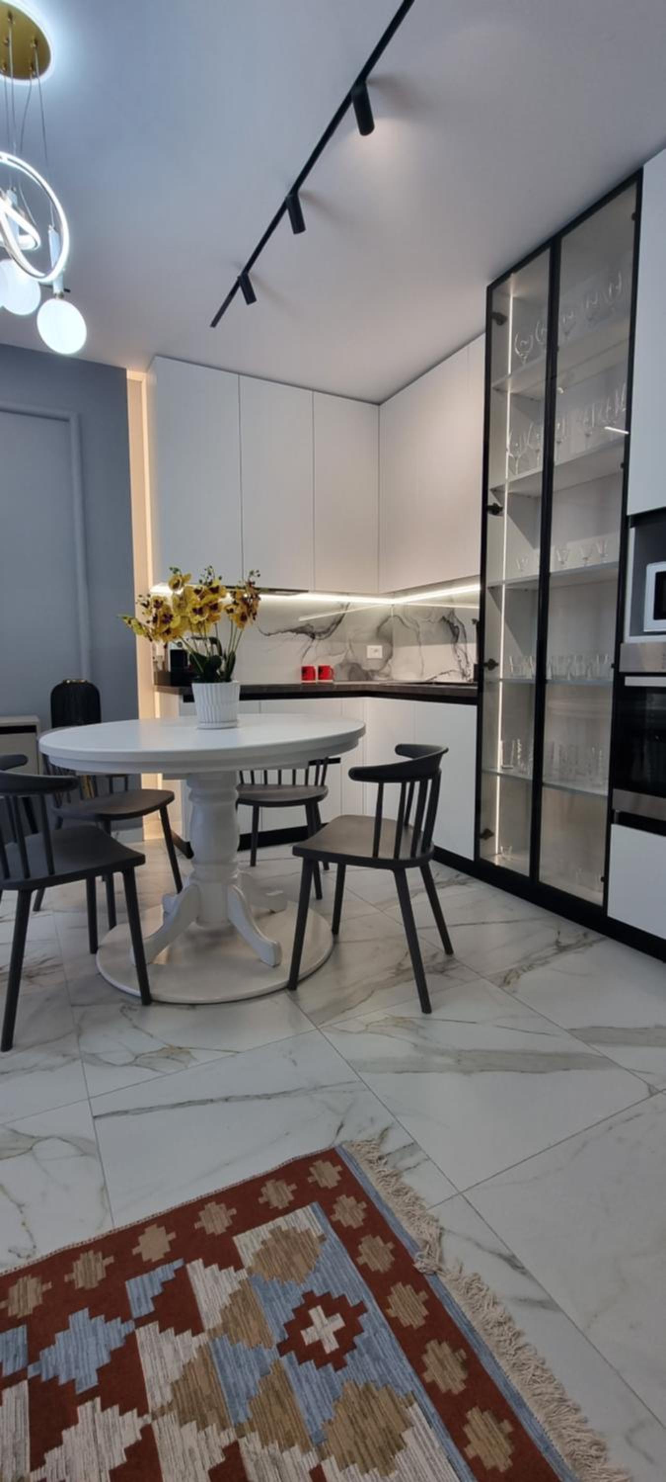 Center Dots Apartment Tirana