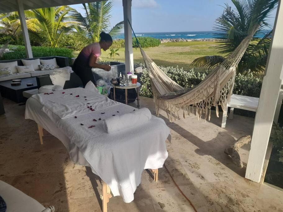 Larimar 6 Bed 6 bath Luxury Ocean Front Villa