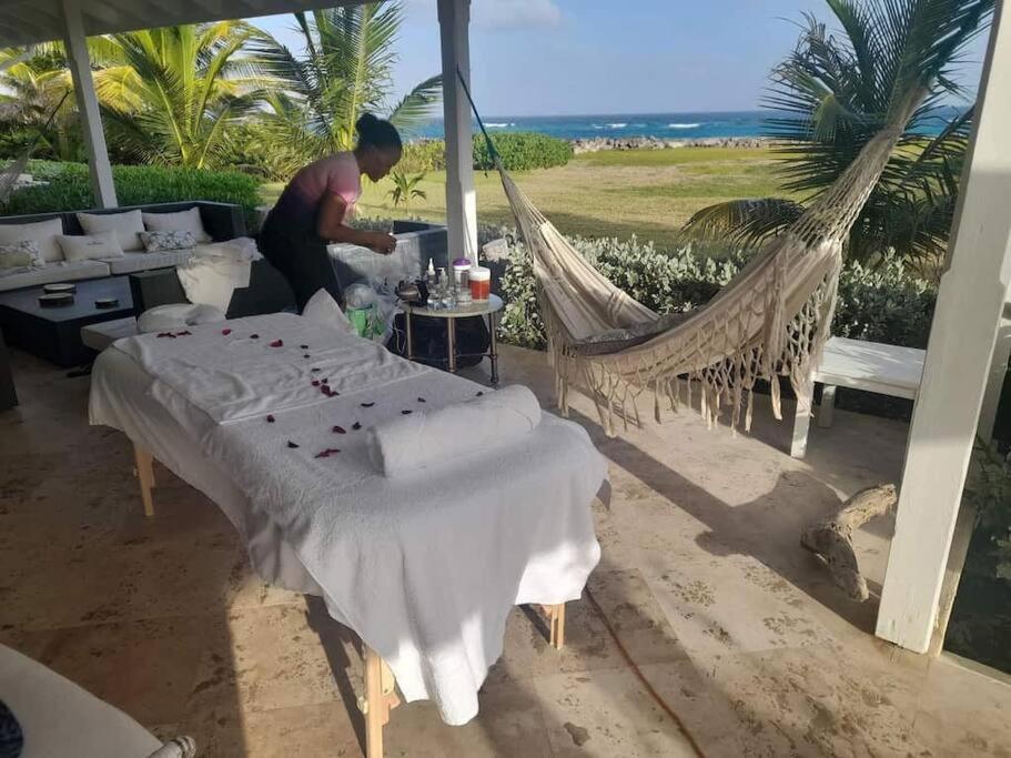 Larimar 6 Bed 6 bath Luxury Ocean Front Villa