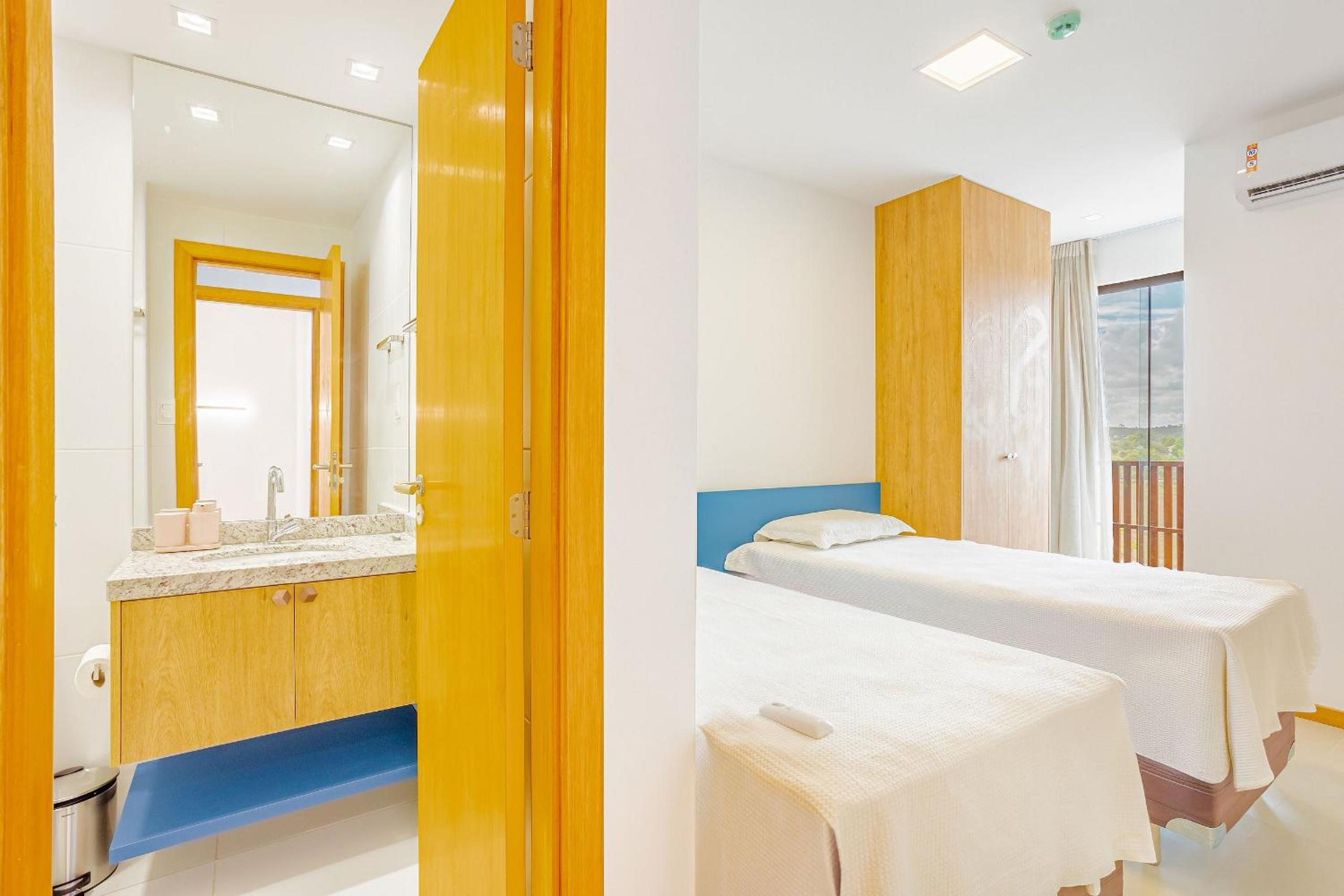 IT91 Wonderful apartment right on the sand - Itacimirim