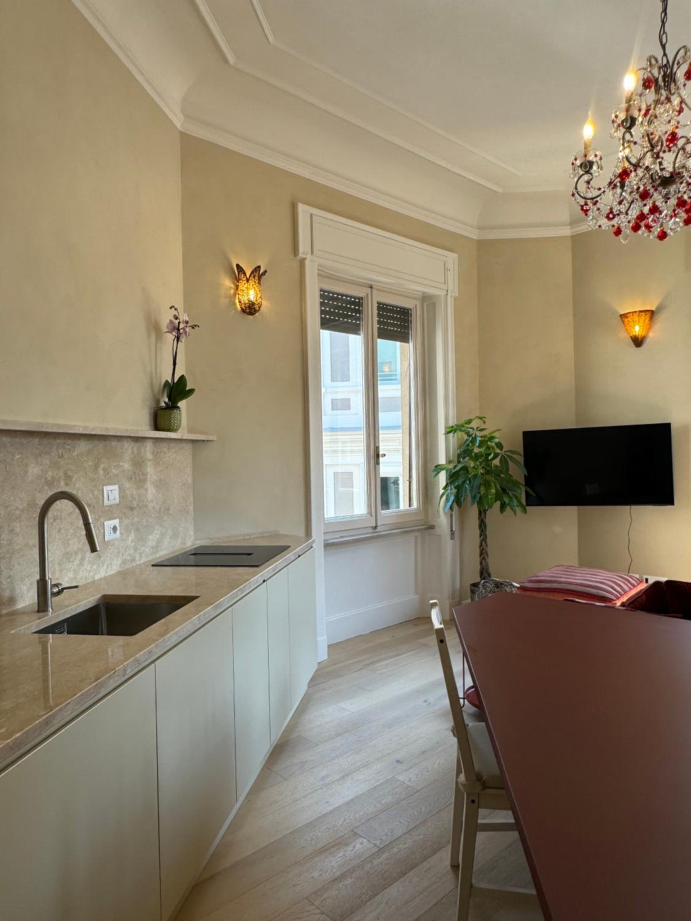 Elegante appartamento con terrazzo
