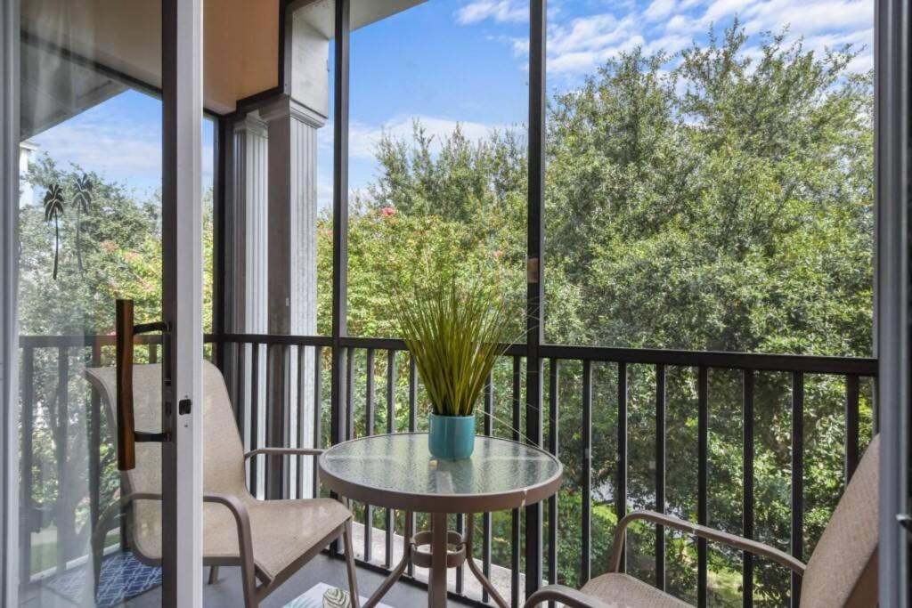 Gorgeous Bahama Bay Condo!