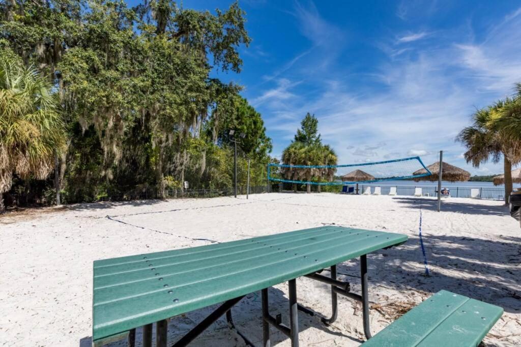 Gorgeous Bahama Bay Condo!