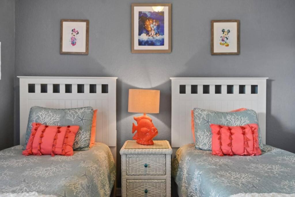 Gorgeous Bahama Bay Condo!