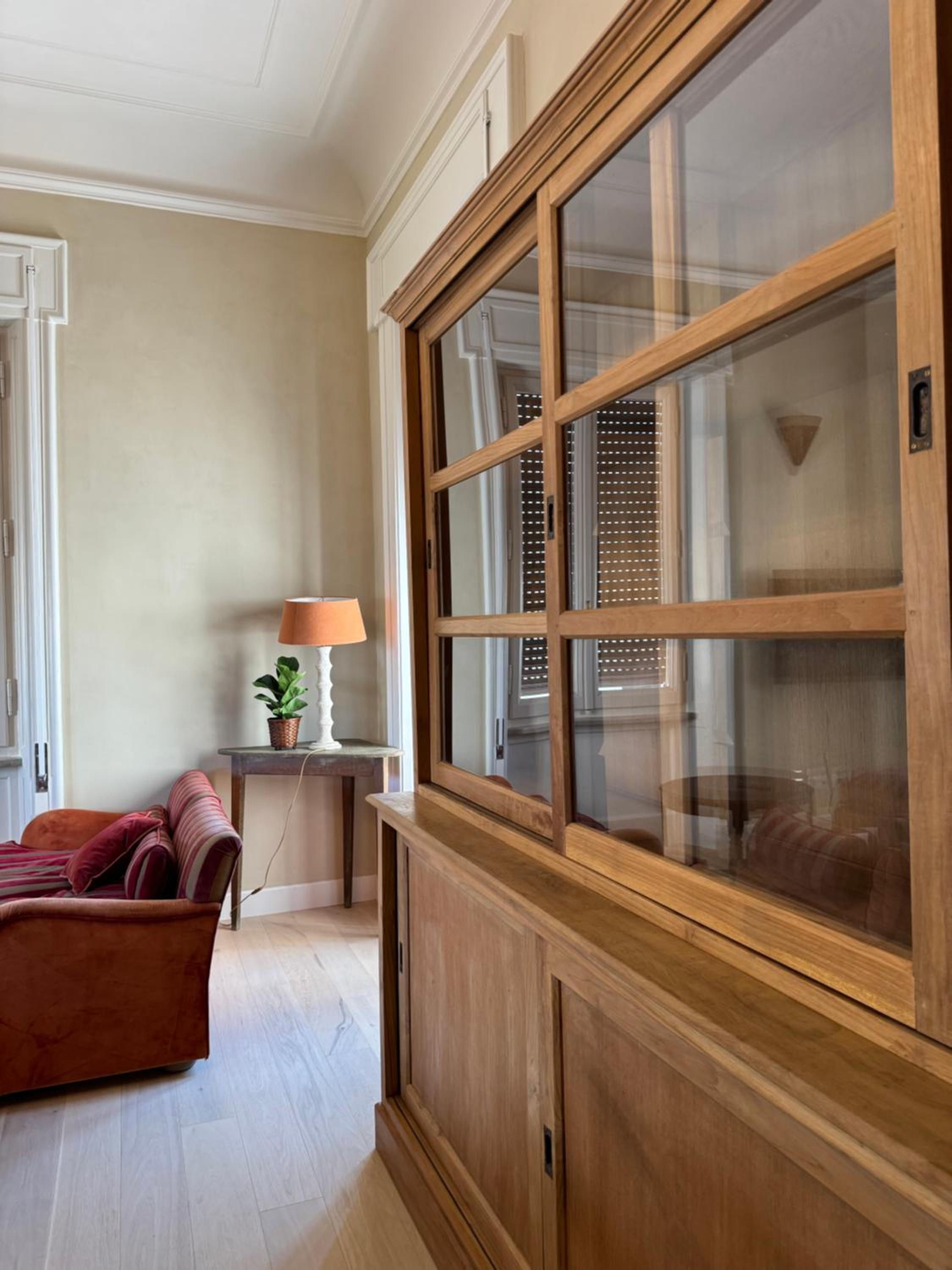 Elegante appartamento con terrazzo
