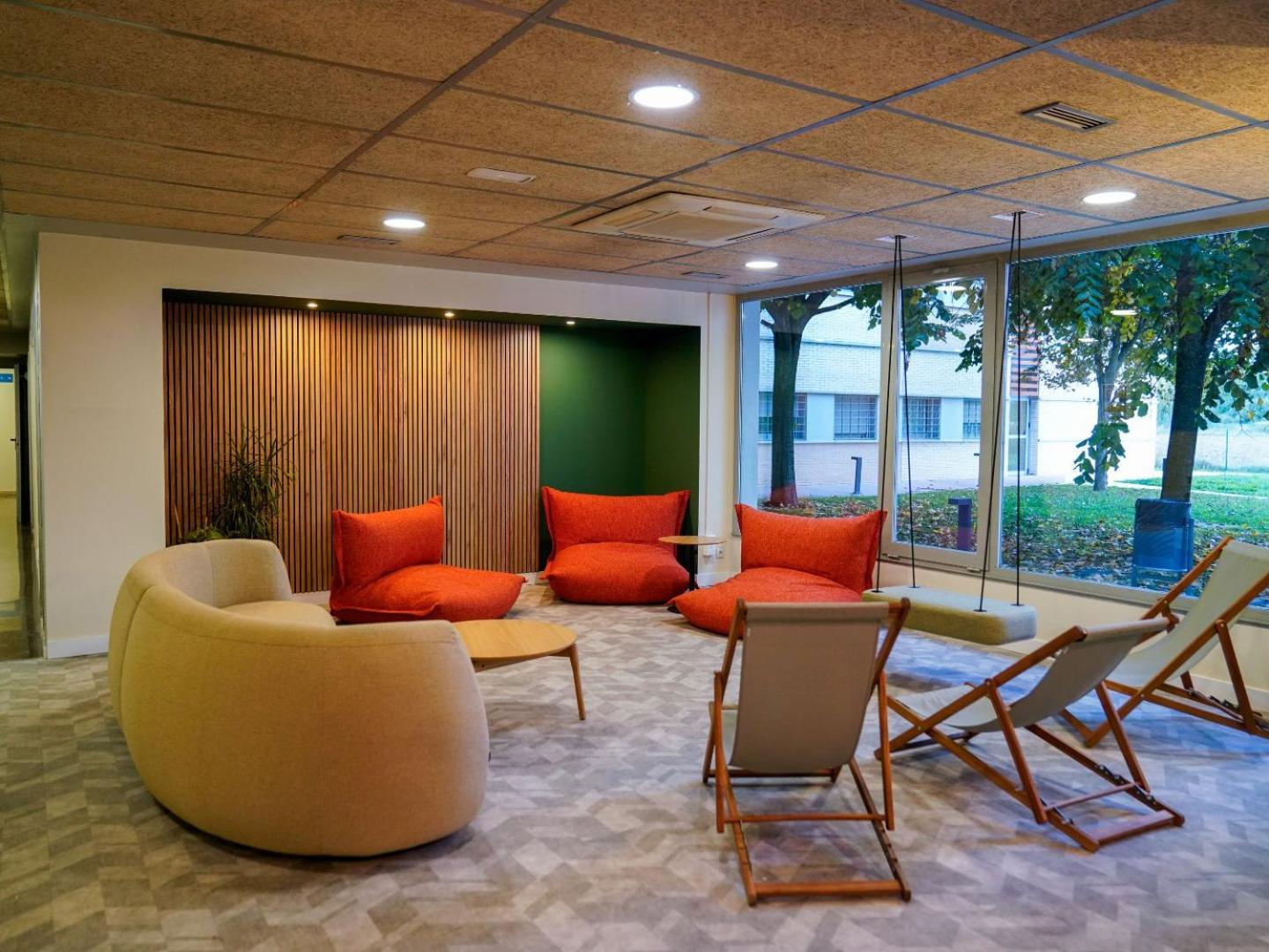 lounge