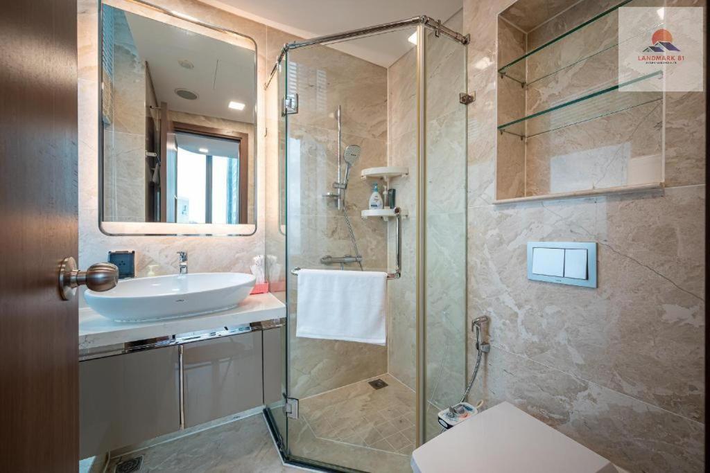 Landmark 81 Skyline Residence Suite