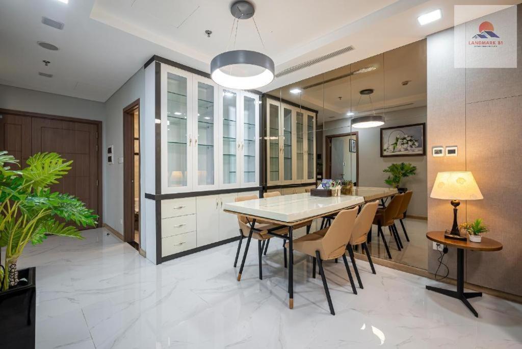 Landmark 81 Skyline Residence Suite