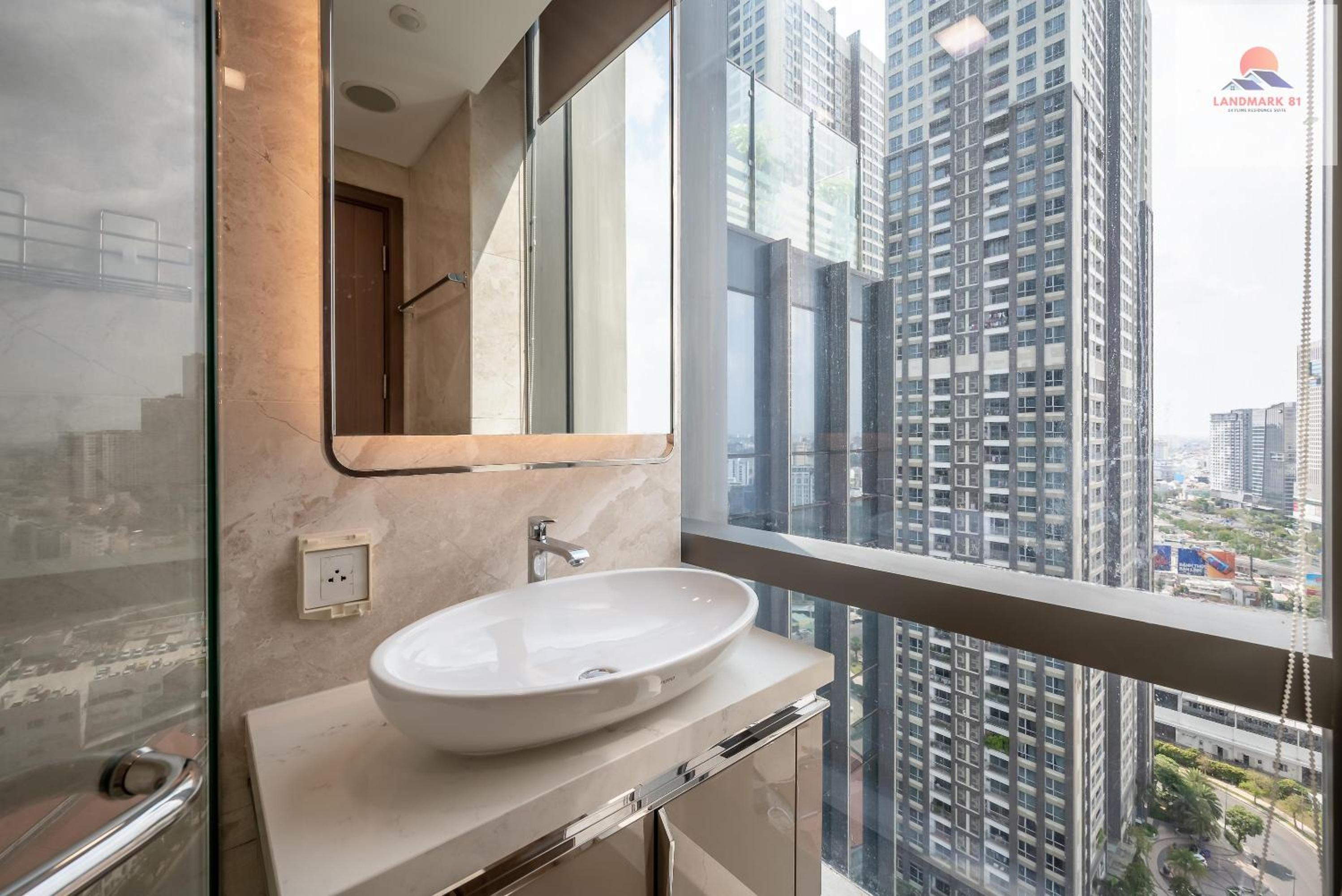 Landmark 81 Skyline Residence Suite