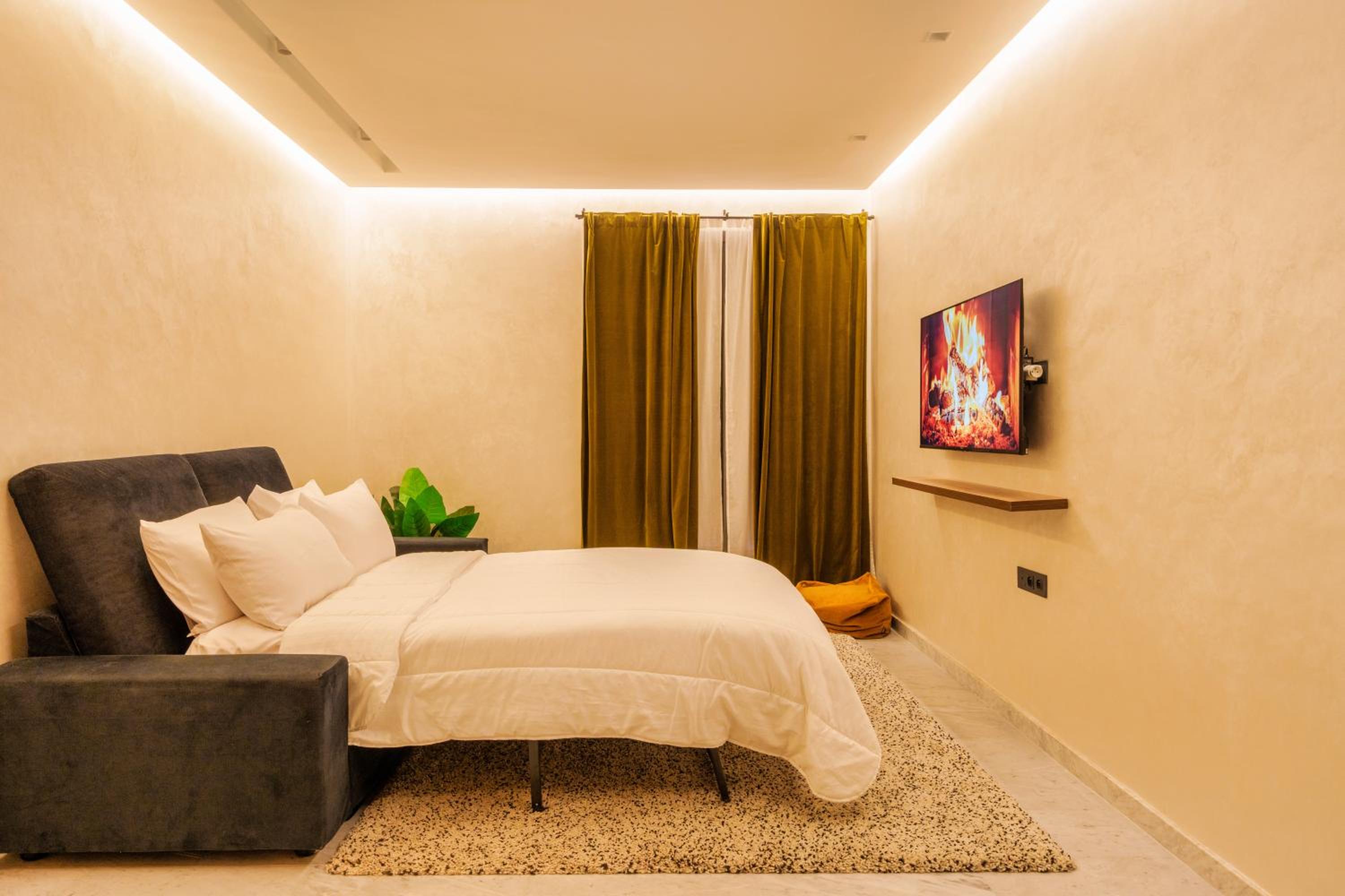 hotel room