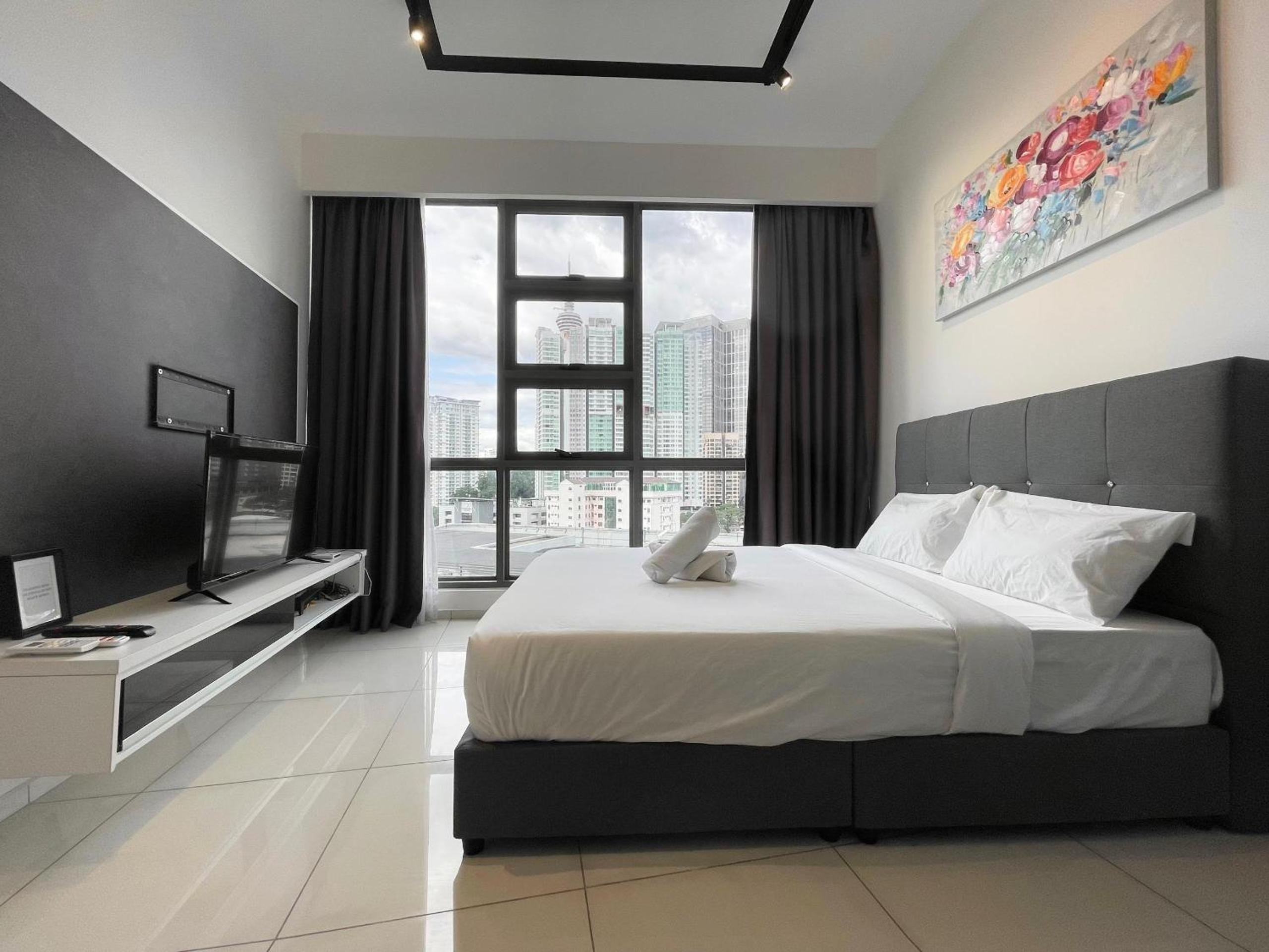 The Robertson-Bukit Bintang by PILLOWTALKS