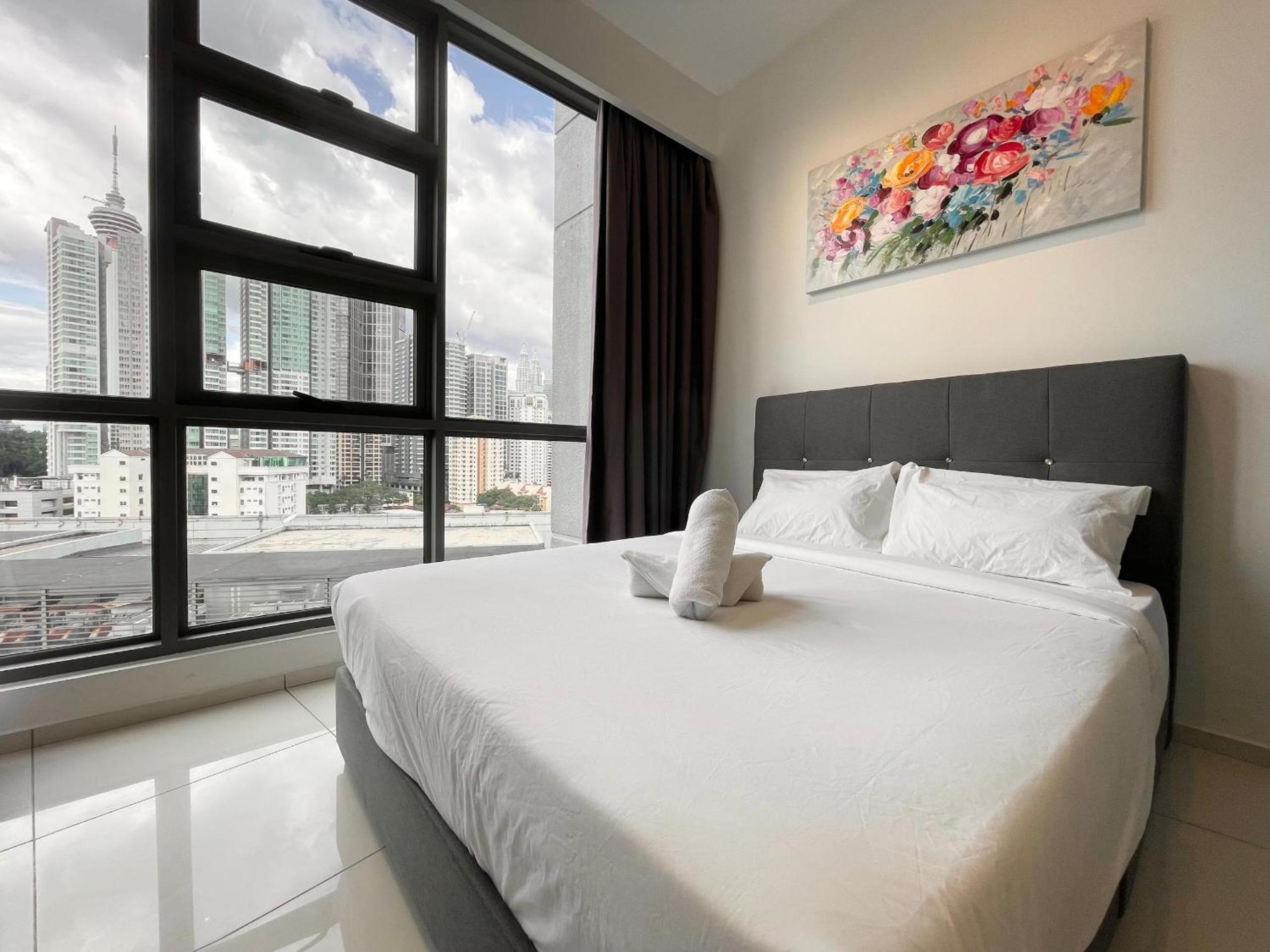 The Robertson-Bukit Bintang by PILLOWTALKS