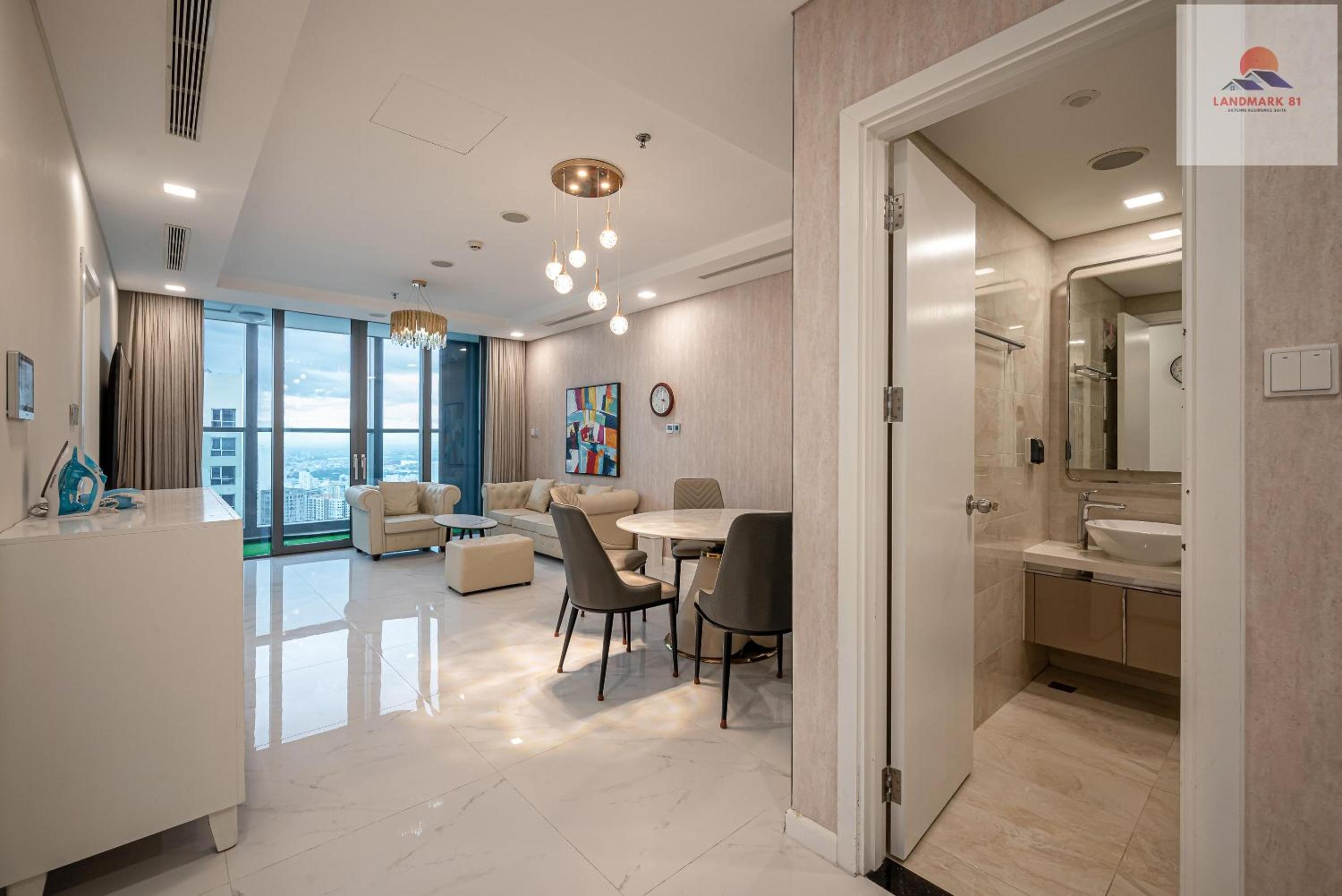 Landmark 81 Skyline Residence Suite