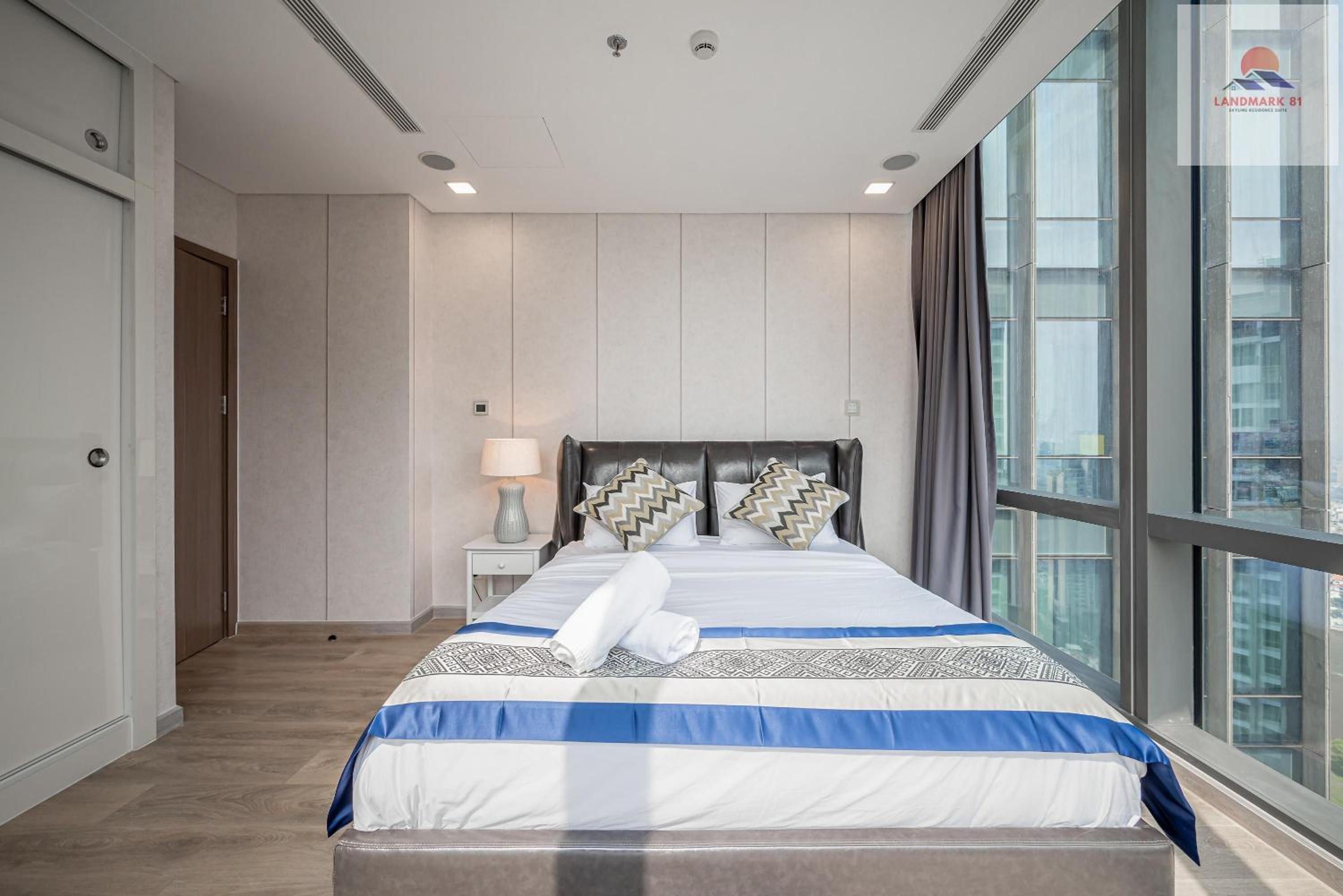 Landmark 81 Skyline Residence Suite