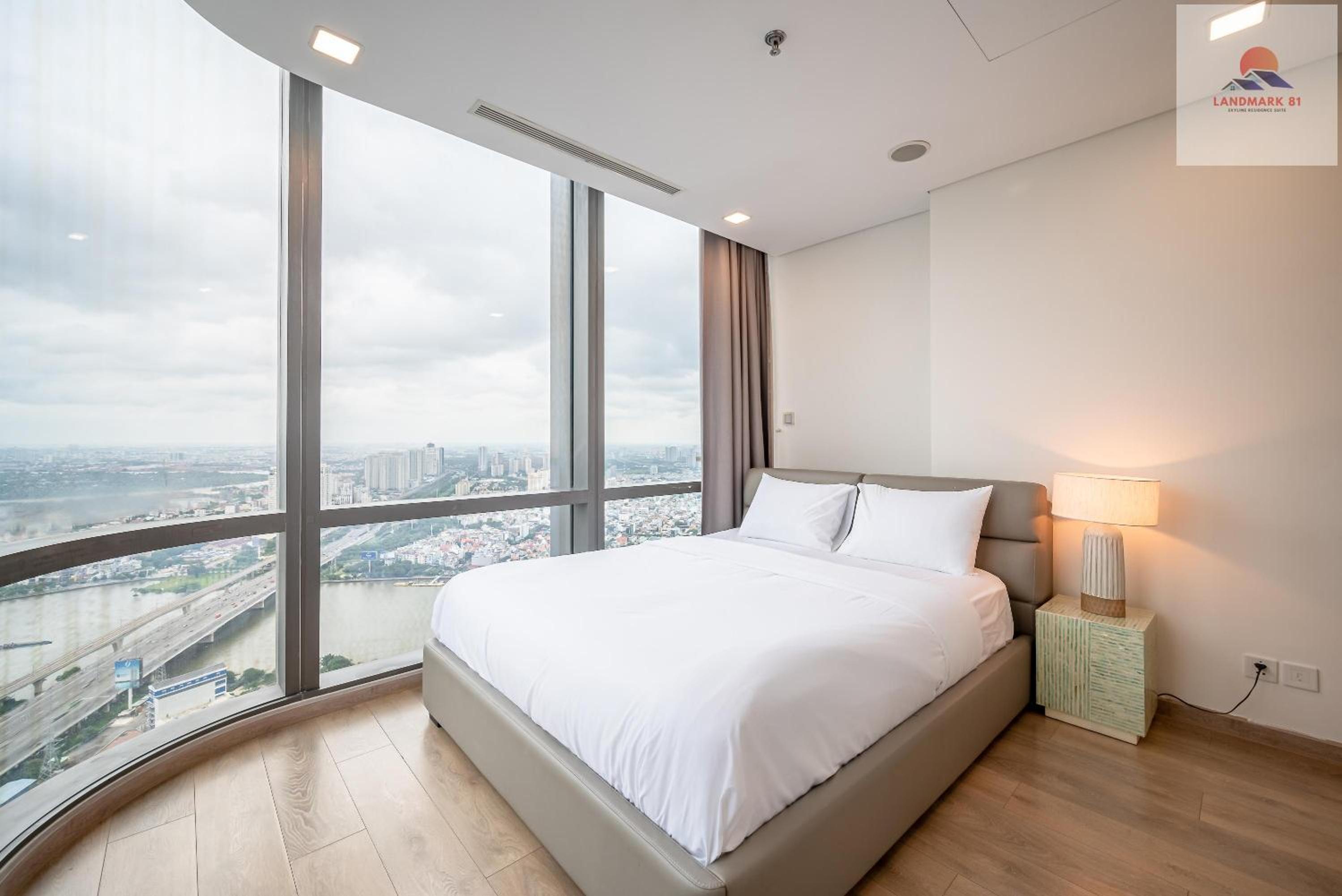 Landmark 81 Skyline Residence Suite