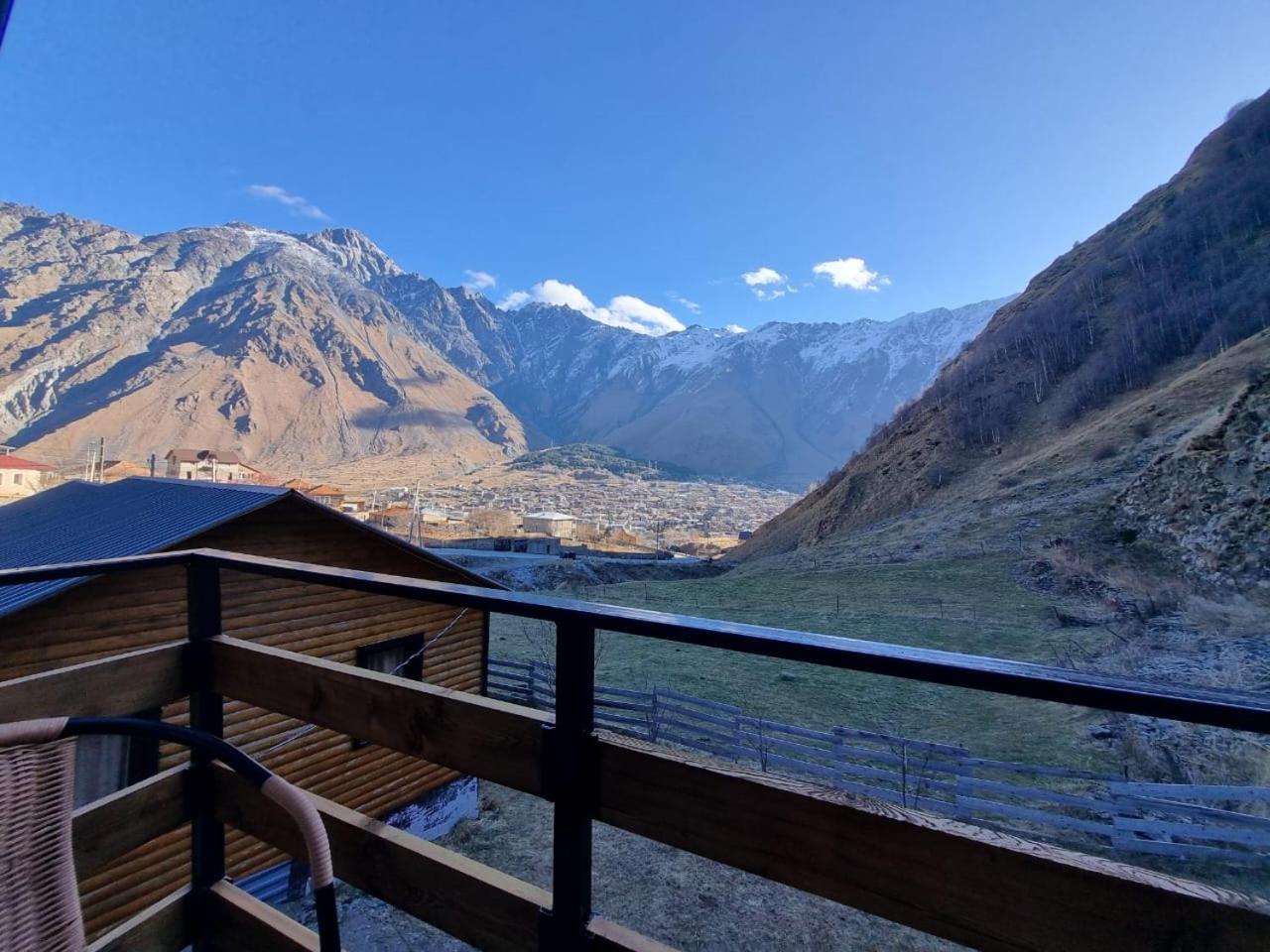 Gergeti wood -hut for 4 people view 2