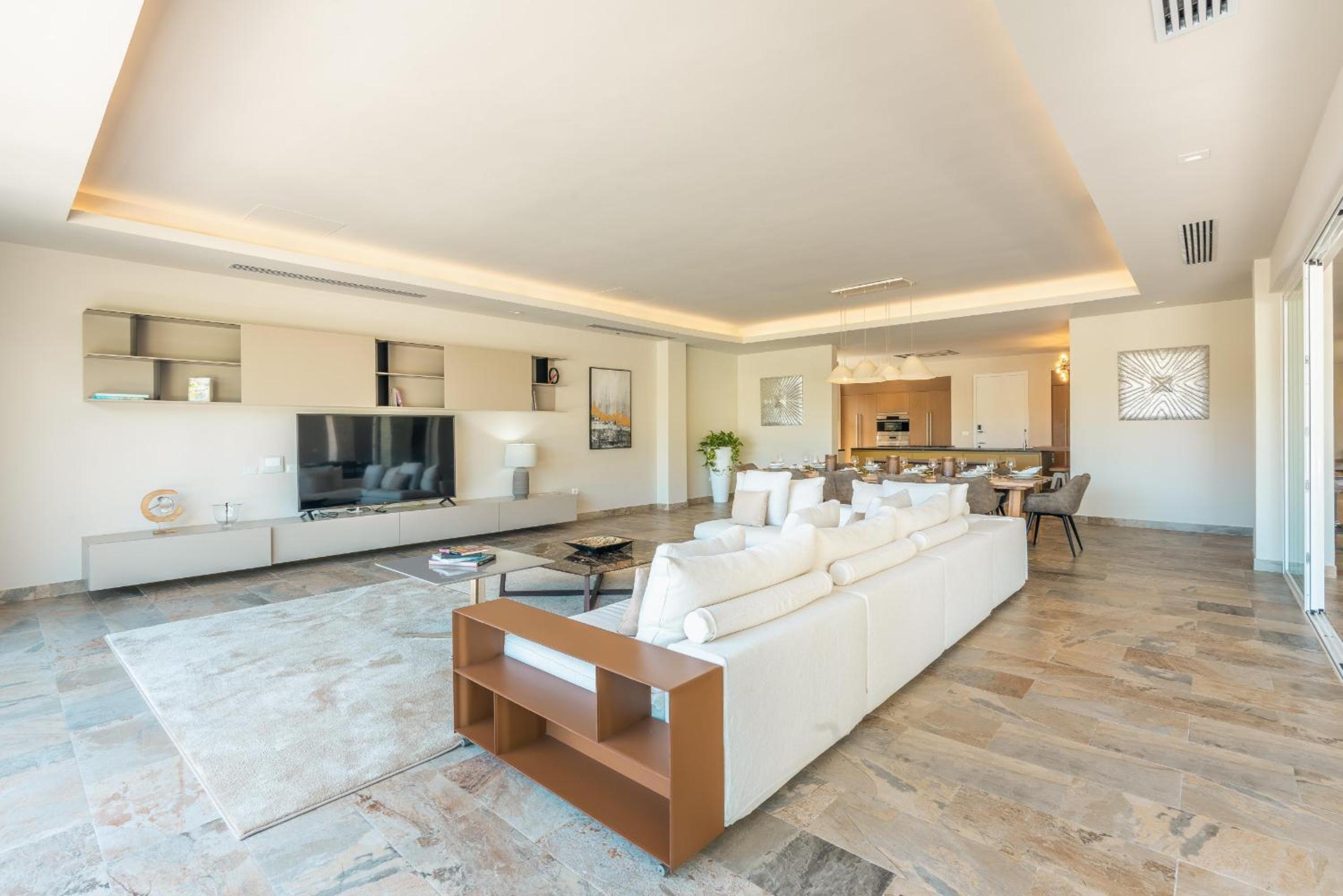 Stunning 7-BR Villa with maid in Punta cana Resort view 5