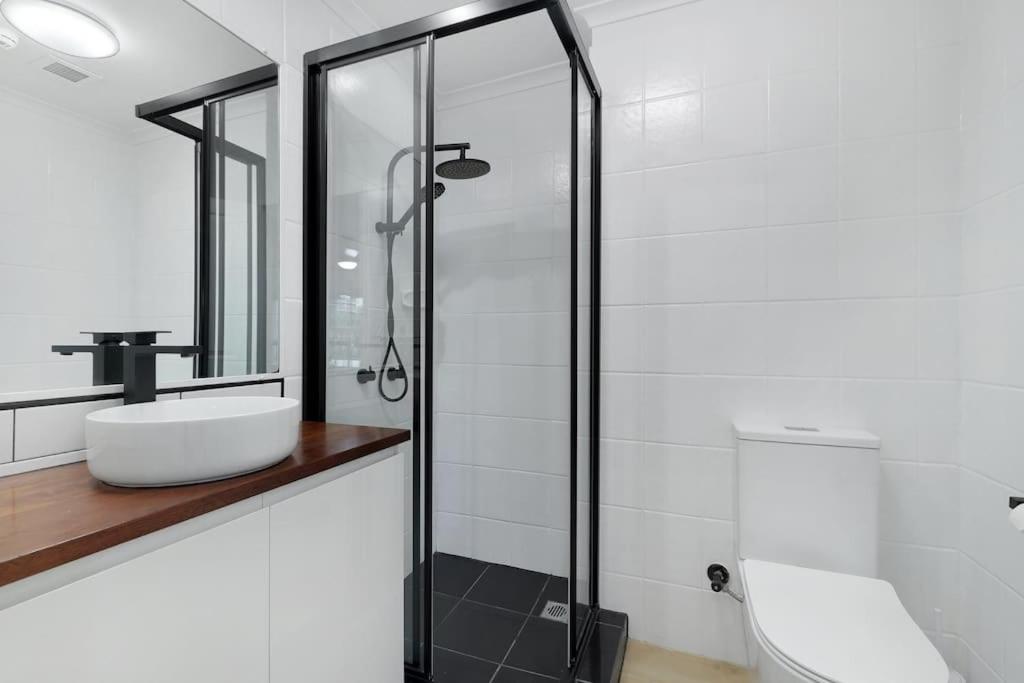 Surfers Paradise 3 Bed Apartment
