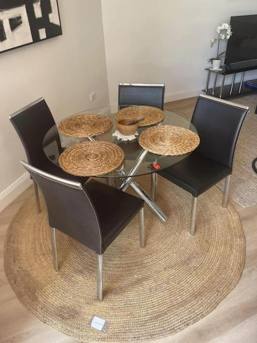 Surfers Paradise 3 Bed Apartment
