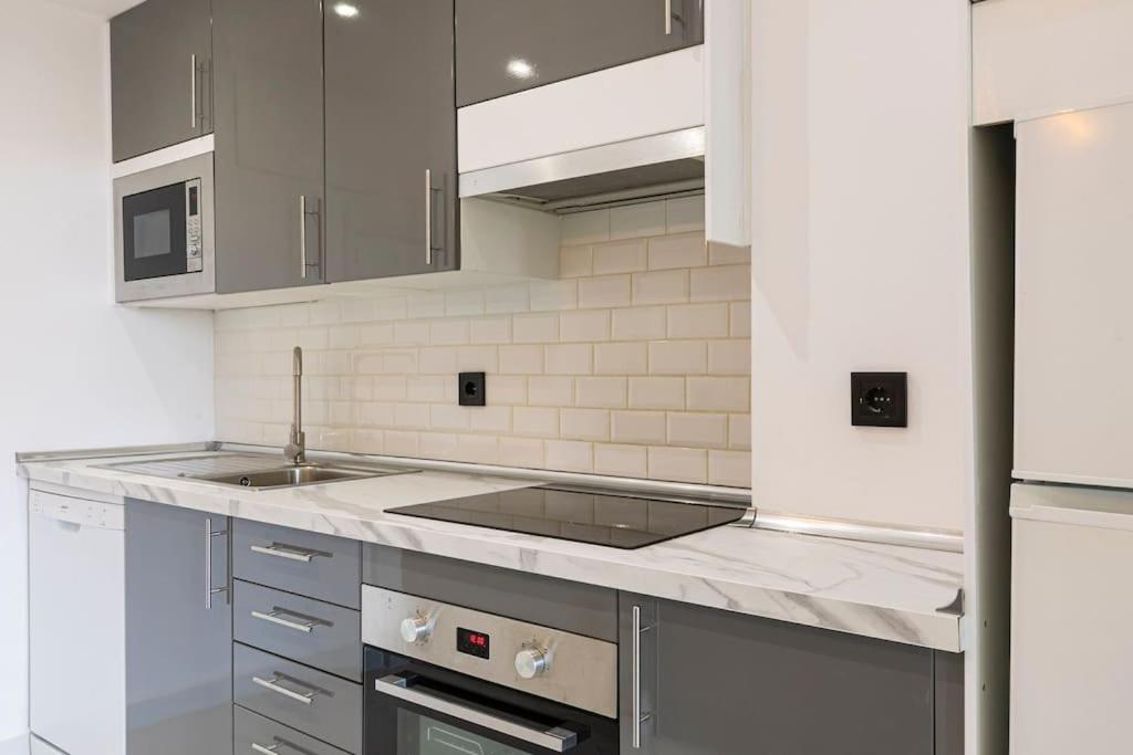 Spacious Apartment Near Puerto Banus