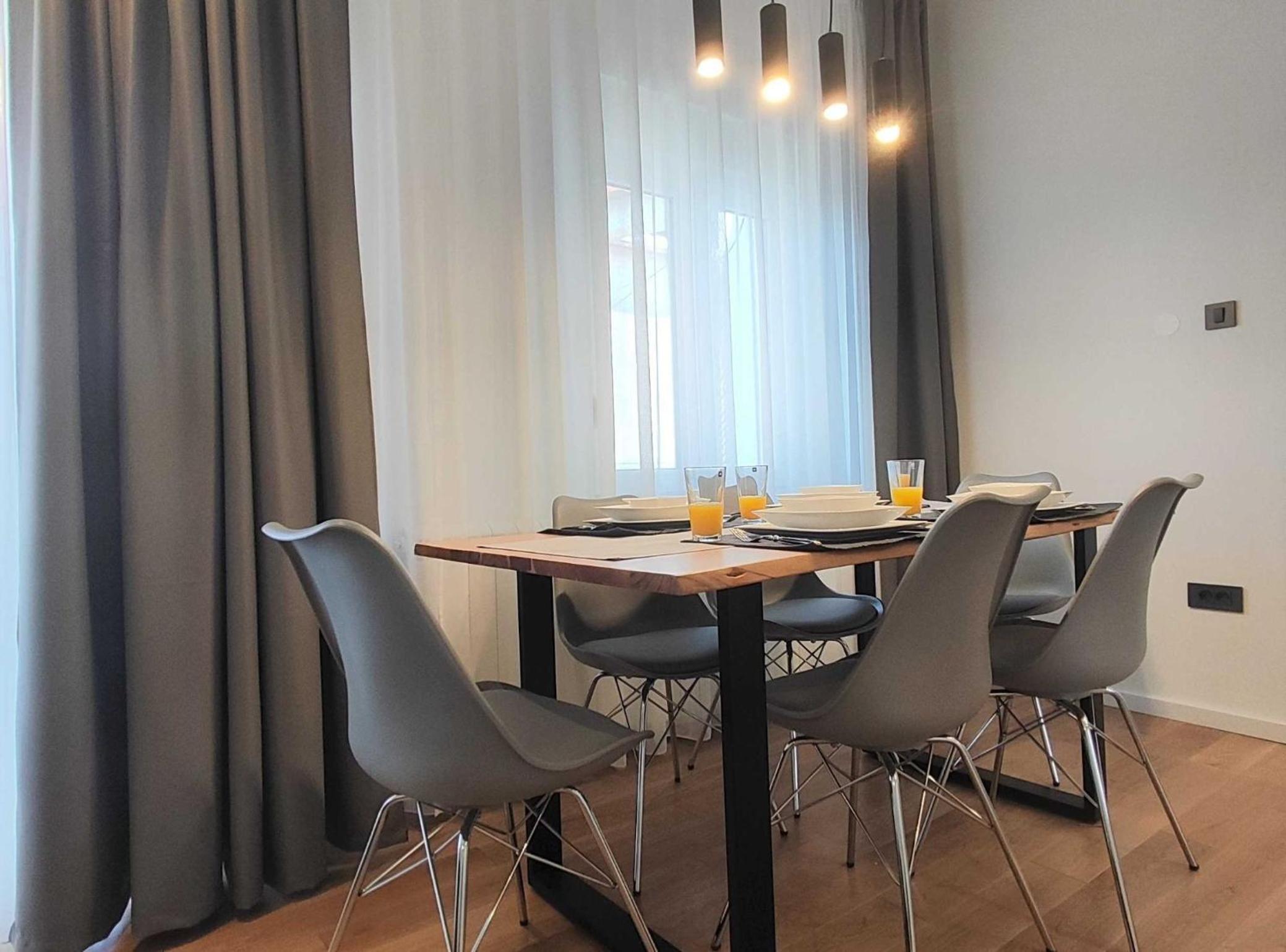 Bright and Spacious Stay with Private Parking in Crikvenica view 4