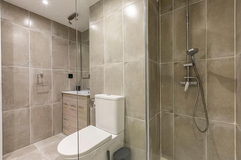 Spacious Apartment Near Puerto Banus