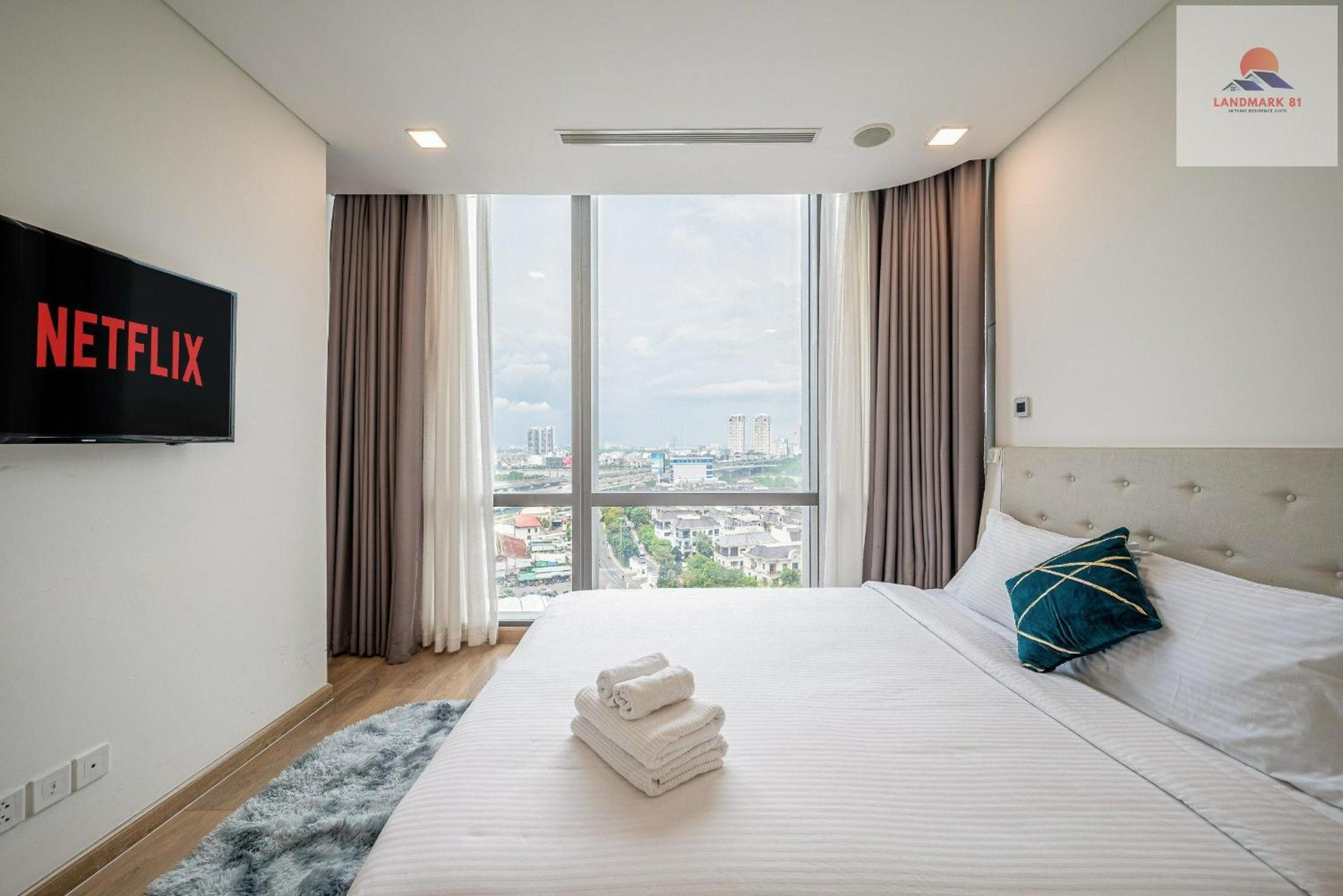 Landmark 81 Skyline Residence Suite