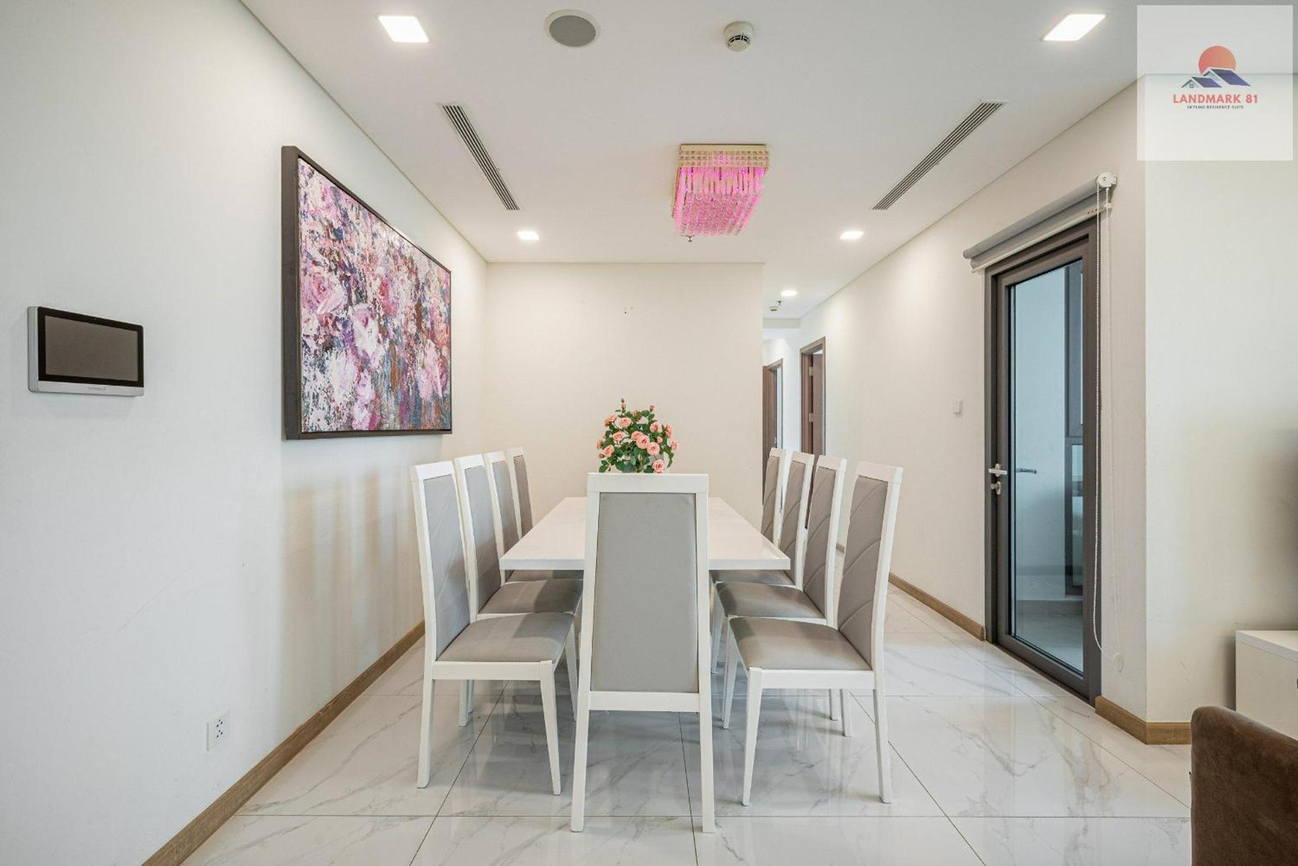 Landmark 81 Skyline Residence Suite