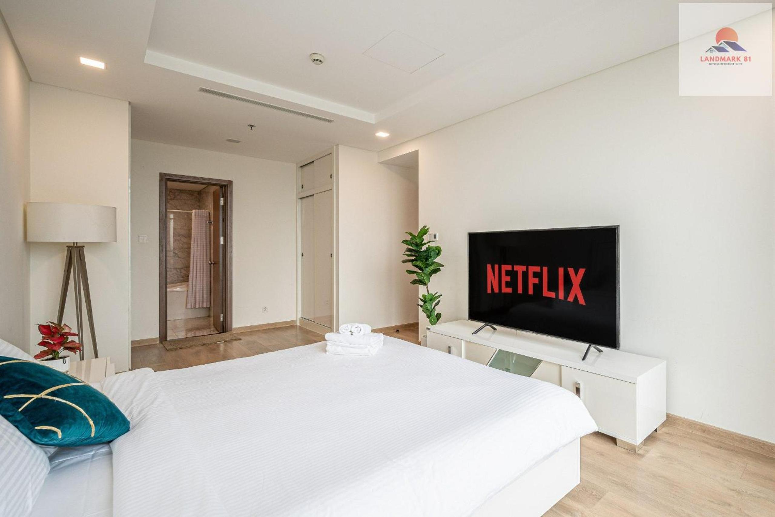Landmark 81 Skyline Residence Suite