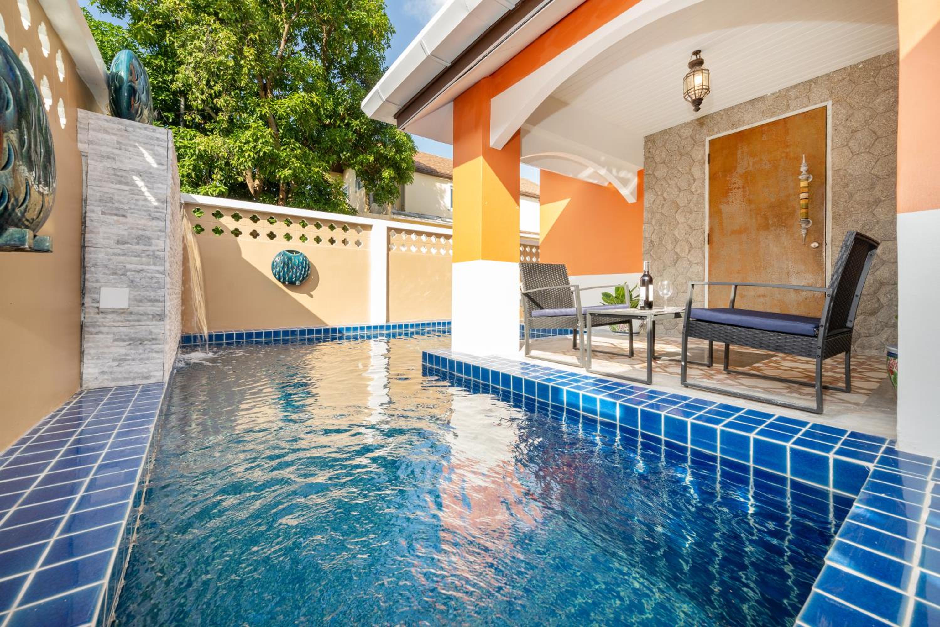 Bangla Patong Pool Villas with 4 Villas different designs choose fro, photo before Book