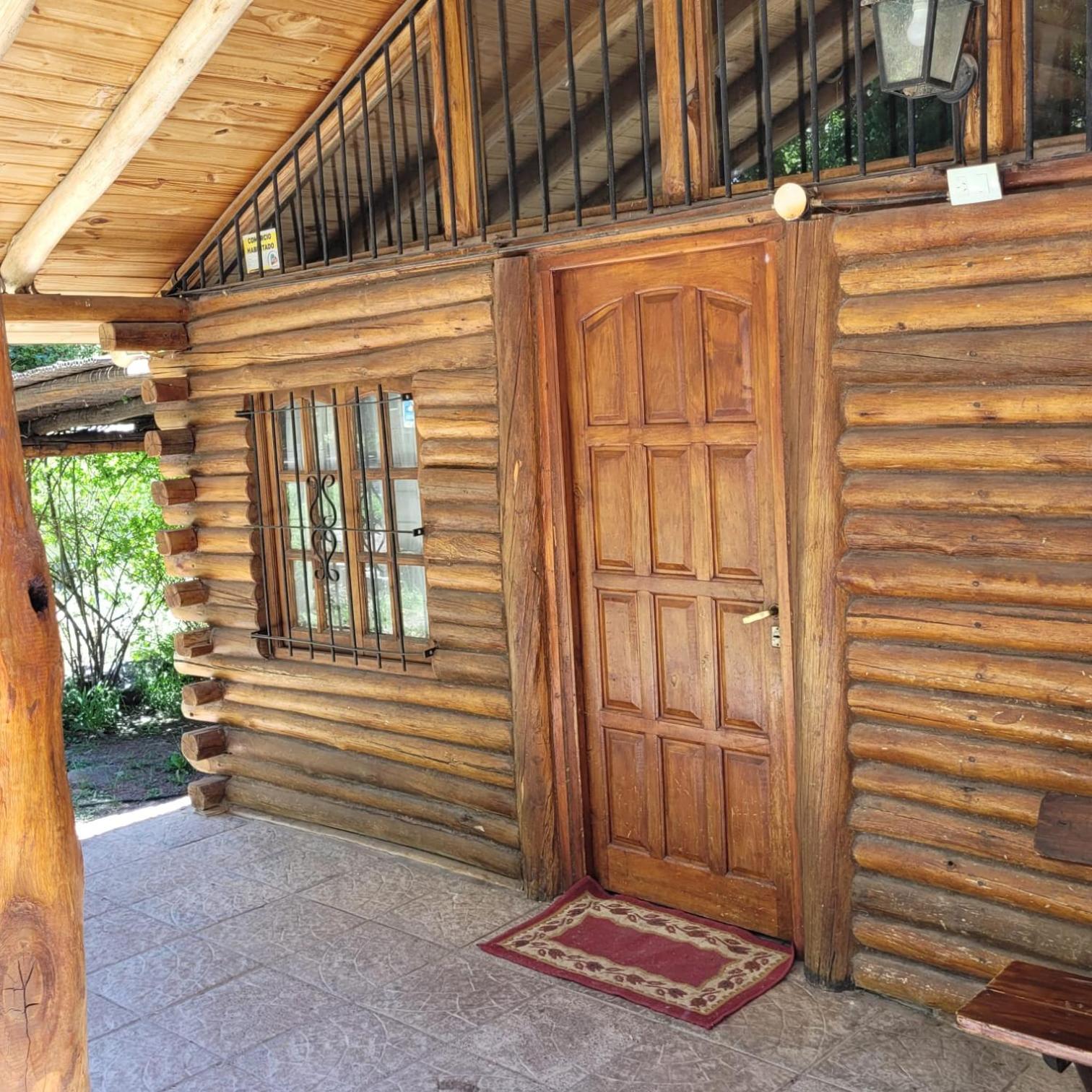 Cabañas Troncos Del Salto