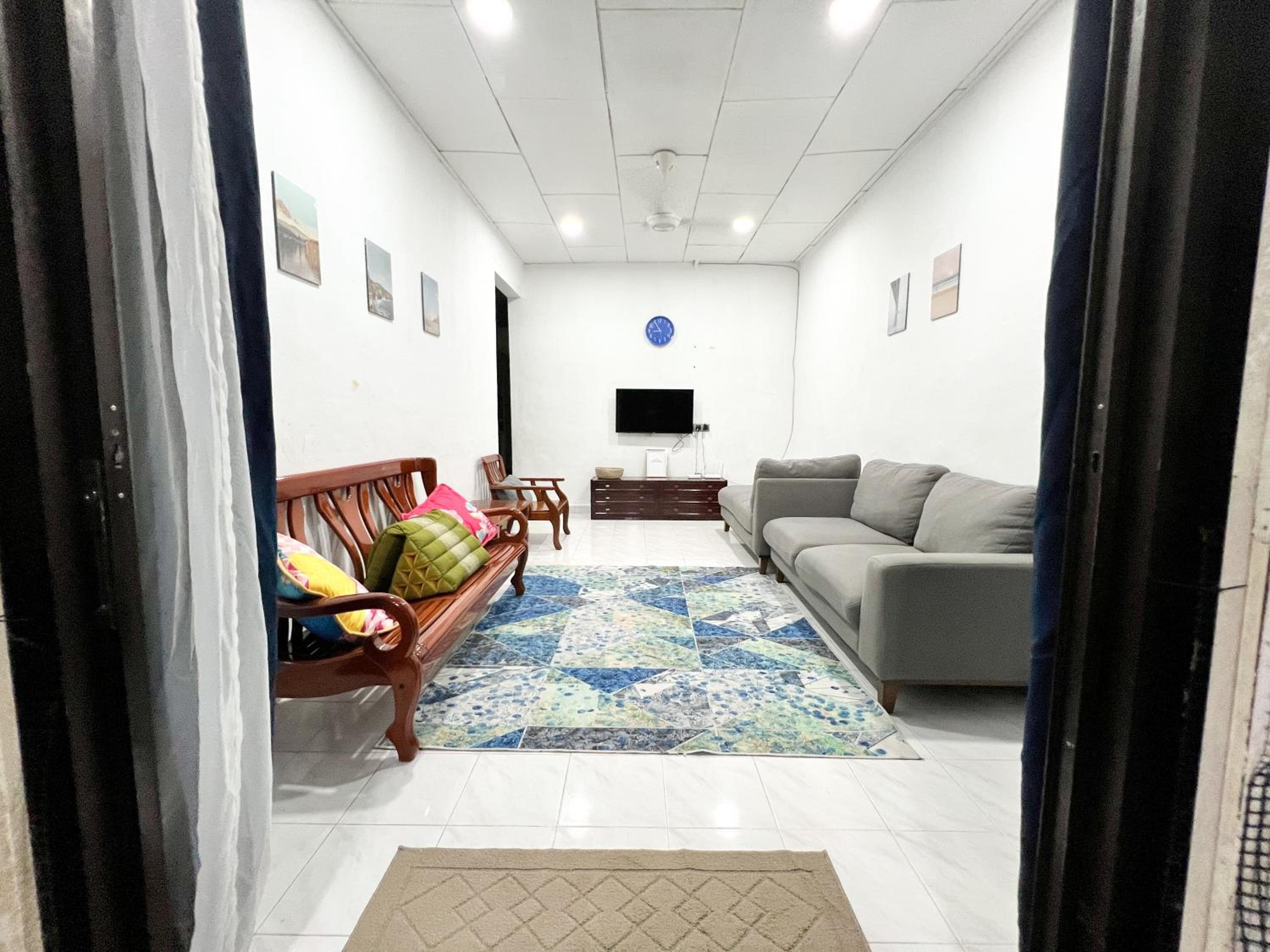 Sehijau Homestay Taman Ira view 3