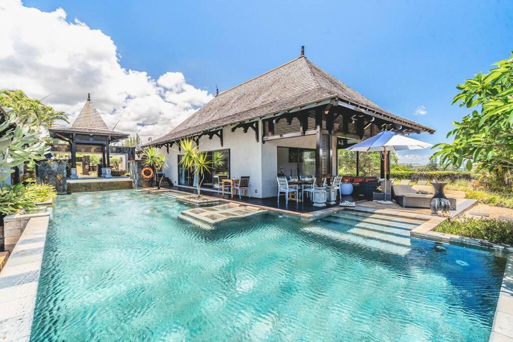 Villa Sea View by IHR