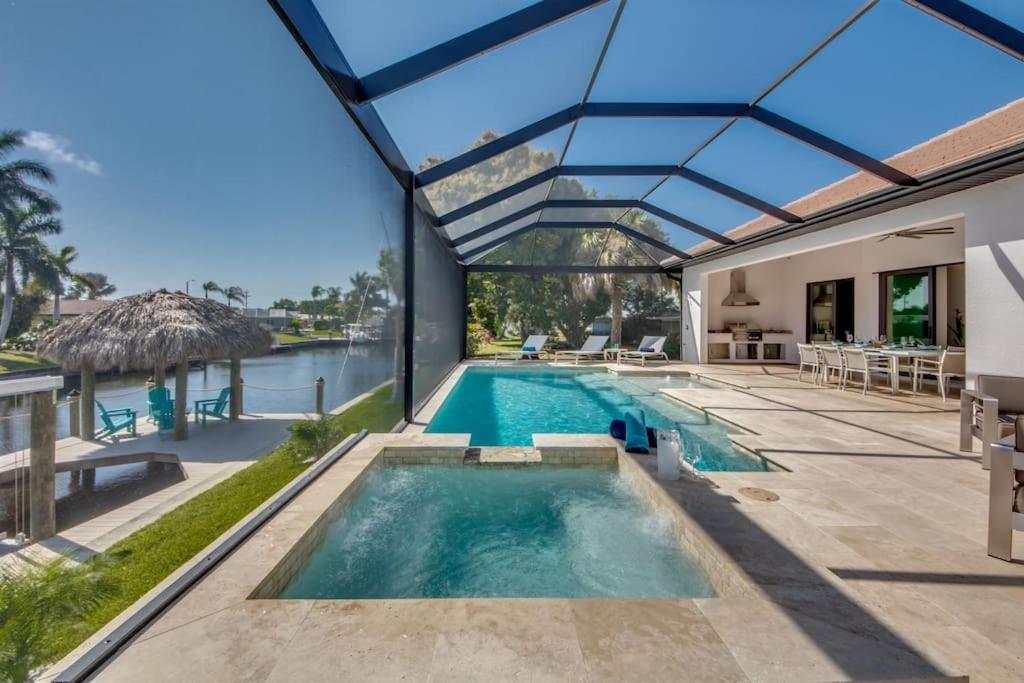 Villa Aesthetic by CoralVilla - elegant with pool view 5