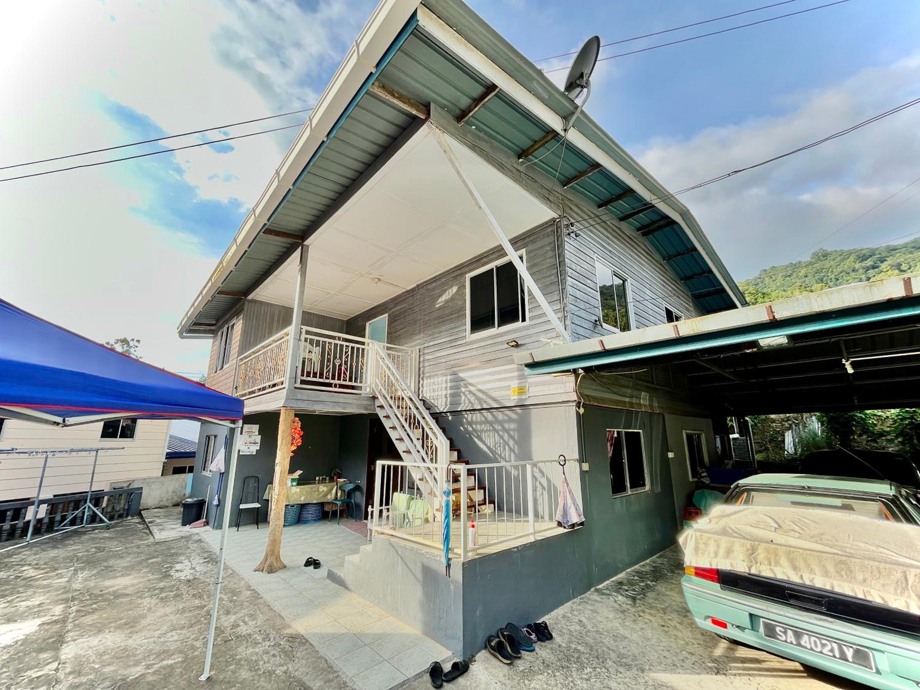 The Bacpackers Resort