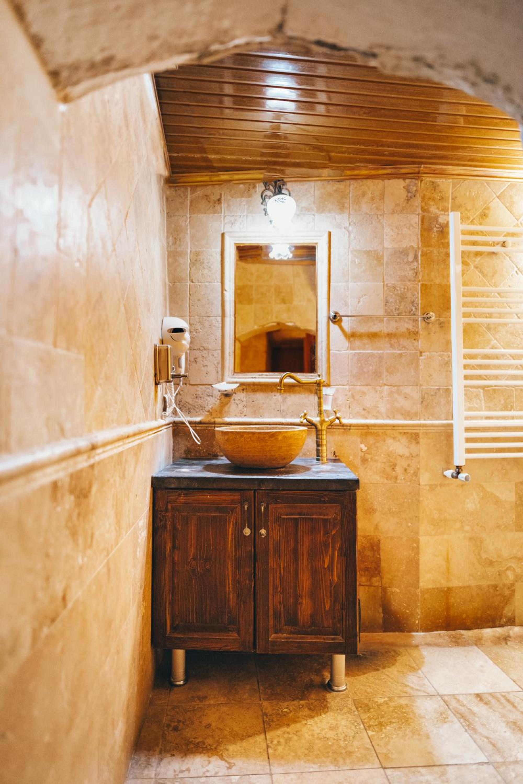 Goreme Valley Cave House becomes Goreme Valley Mağara Evi. - Image 38