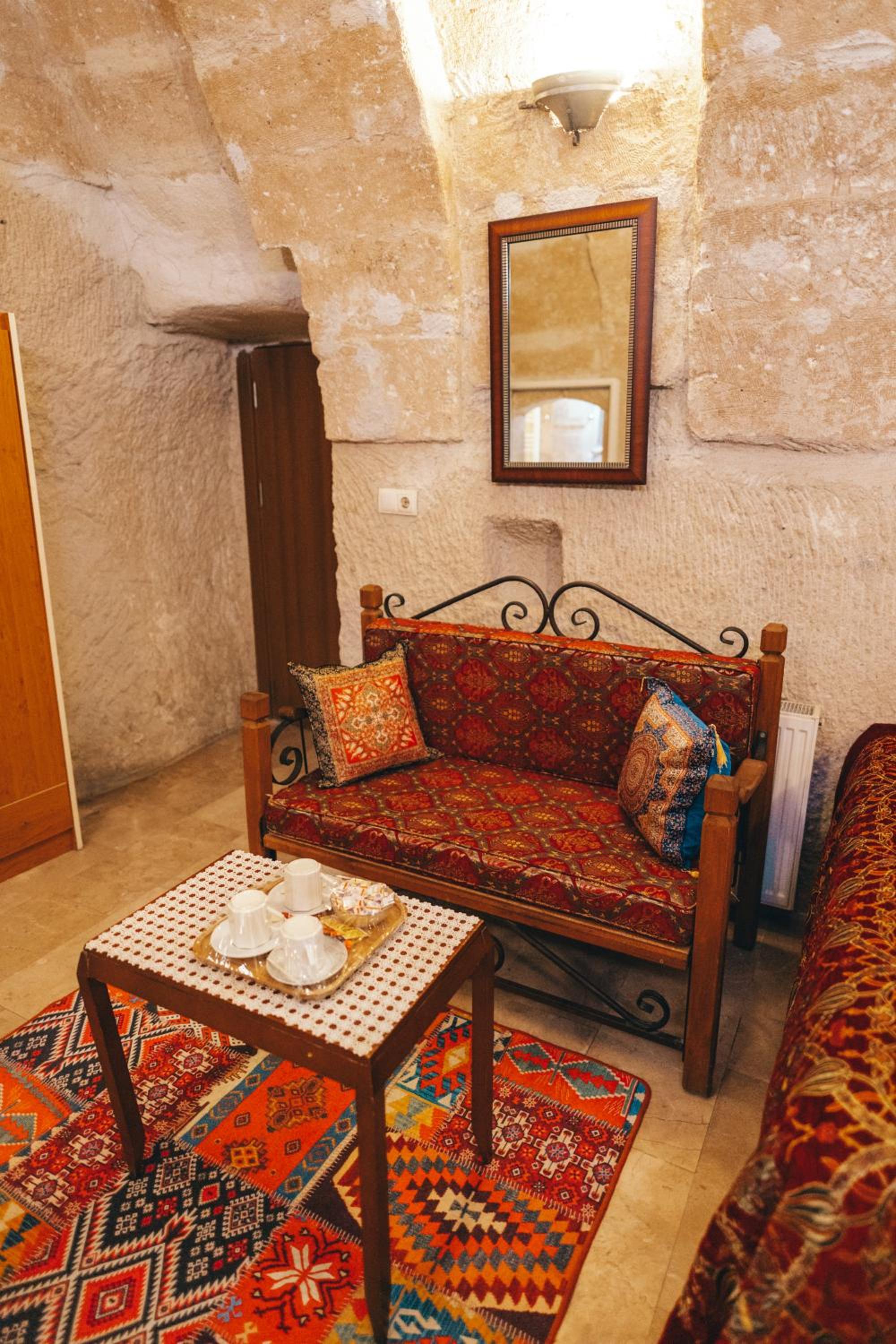 Goreme Valley Cave House becomes Goreme Valley Mağara Evi. - Image 48