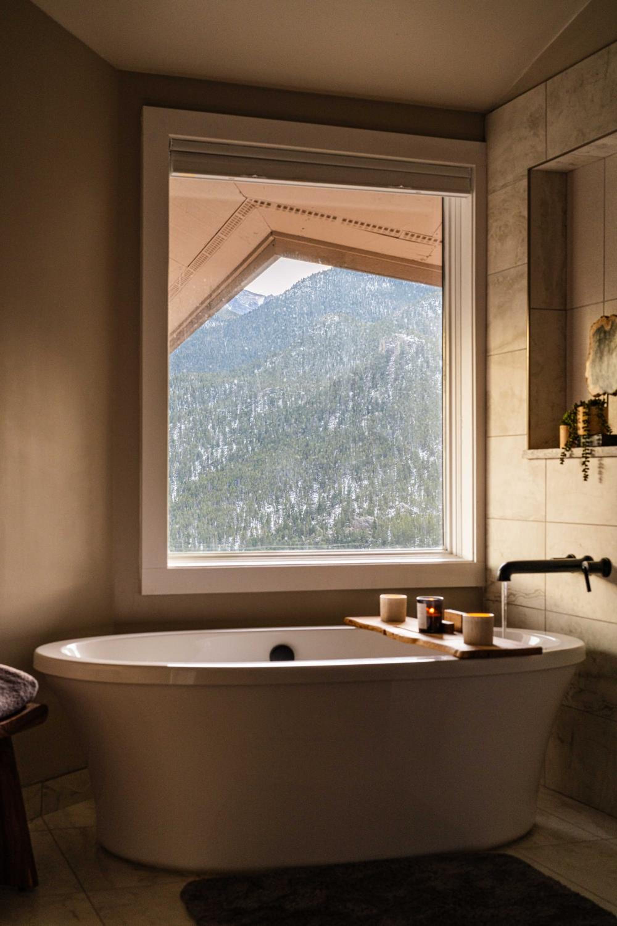 Breathtaking Luxury Mountain Retreat - Estes Park's Best Views - Switzerland in Colorado - Property Image 54