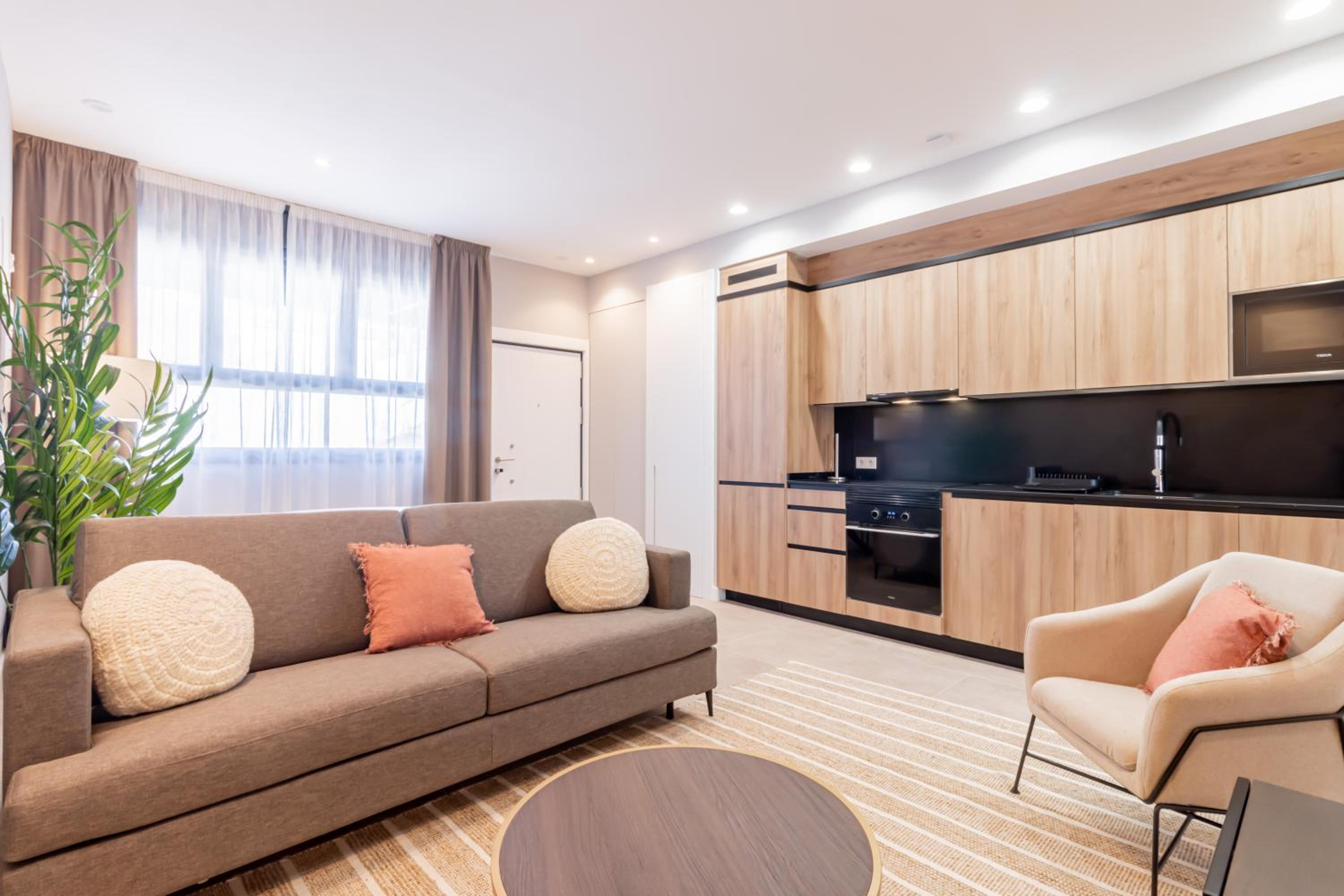 Home Art Apartments Bernabéu