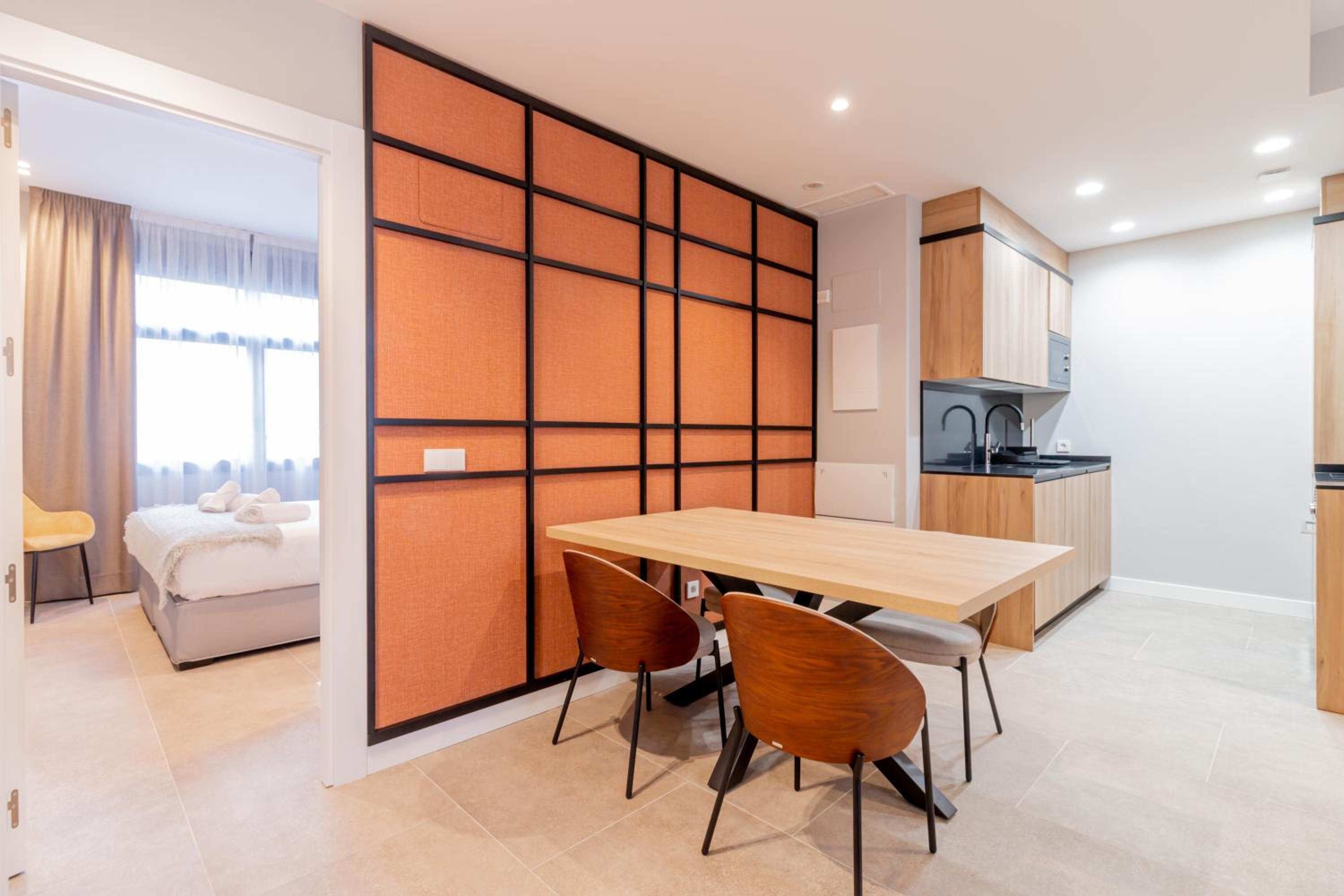 Home Art Apartments Bernabéu