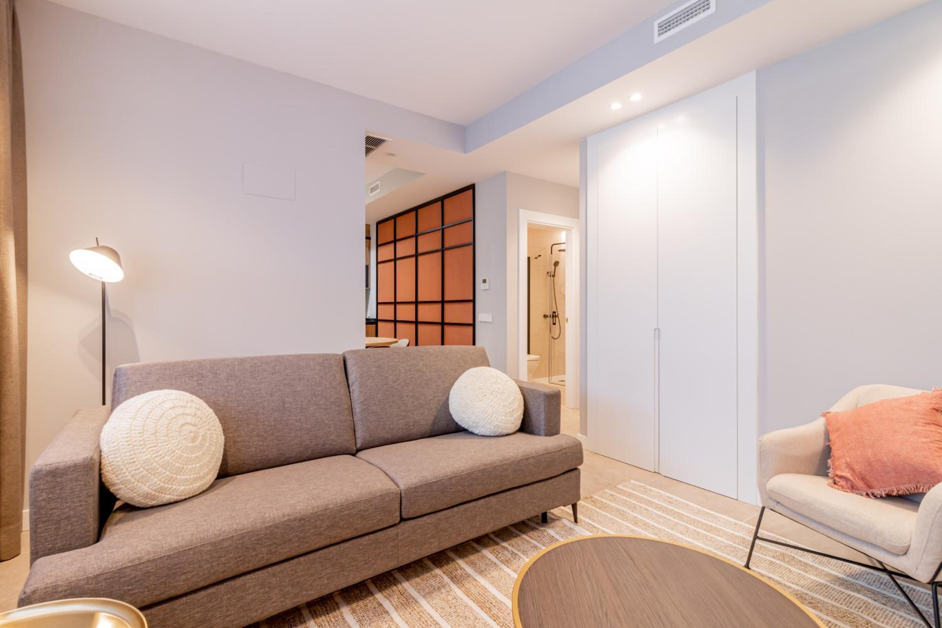 Home Art Apartments Bernabéu